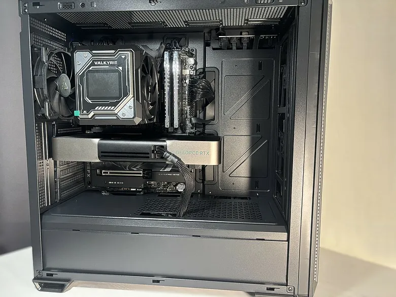 「拒絕光污染的逆襲！」Antec 安鈦克 P7 S 靜音機殼開箱2197|小老婆汽機車資訊網