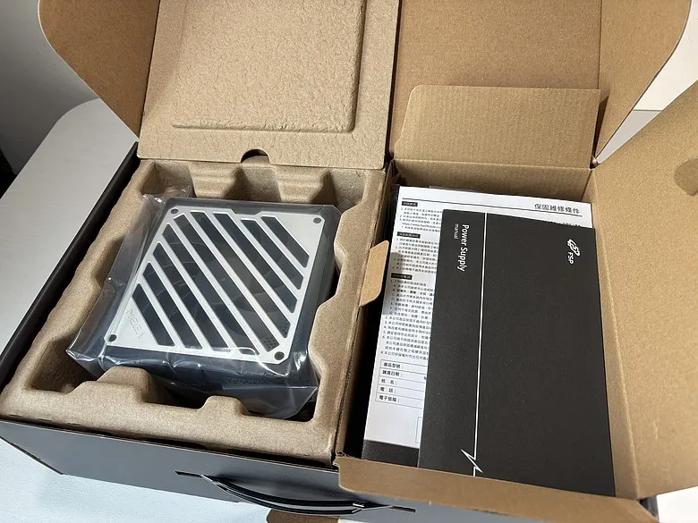 「金牌認證下的極致穩壓！」全漢 FSP MEGA GM 1000W 電源開箱8775|小老婆汽機車資訊網