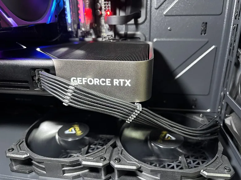 「金牌認證下的極致穩壓！」全漢 FSP MEGA GM 1000W 電源開箱4226|小老婆汽機車資訊網