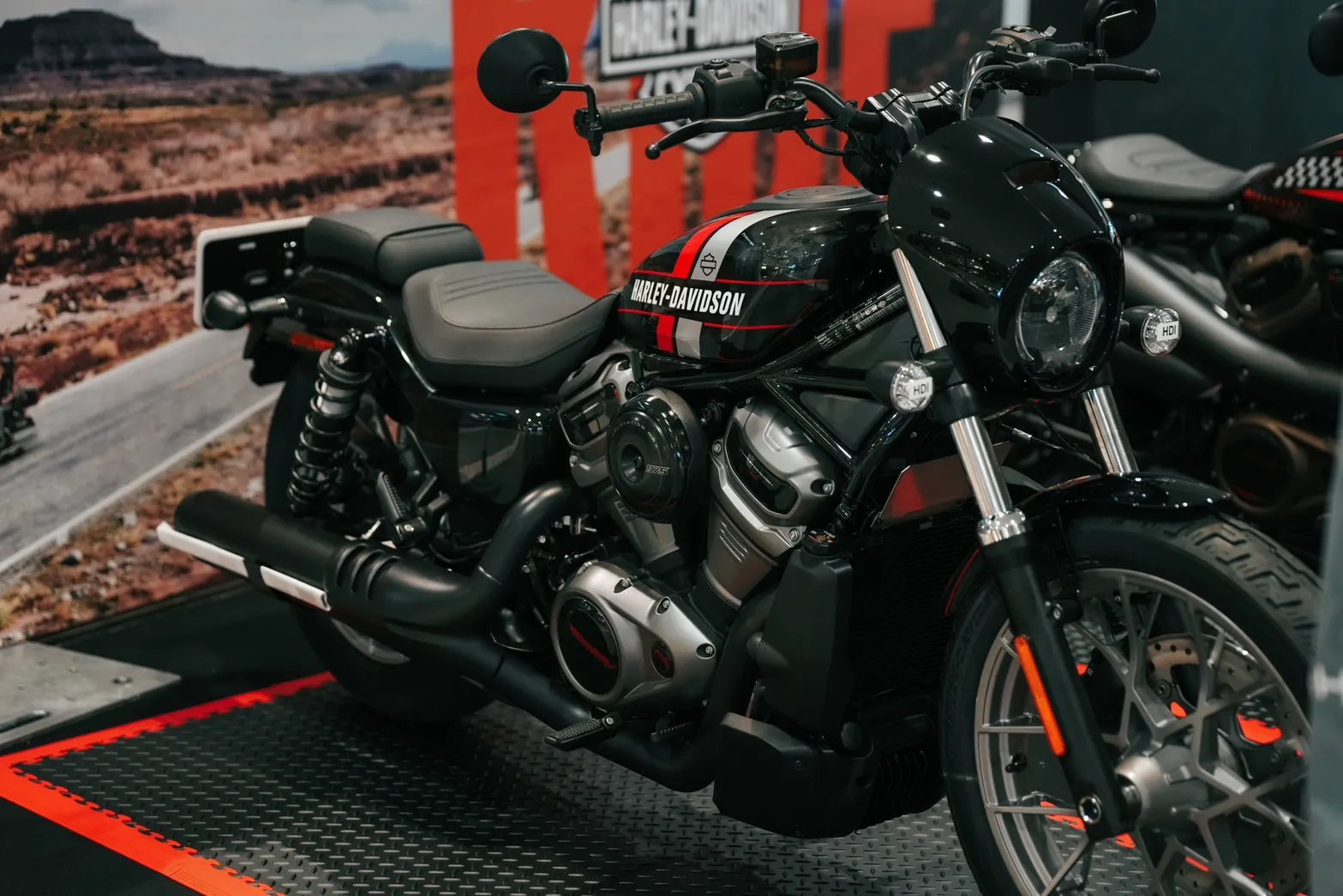 Harley-Davidson 限時進駐林口三井 OUTLET ! 夢想座駕觸手可及2741|小老婆汽機車資訊網