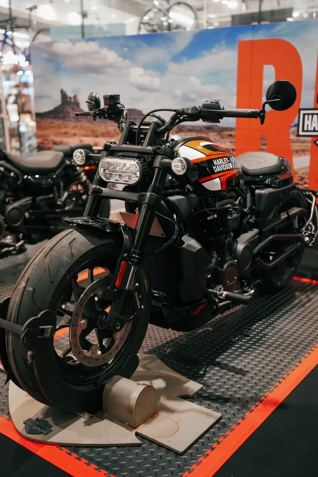 Harley-Davidson 限時進駐林口三井 OUTLET ! 夢想座駕觸手可及3750|小老婆汽機車資訊網