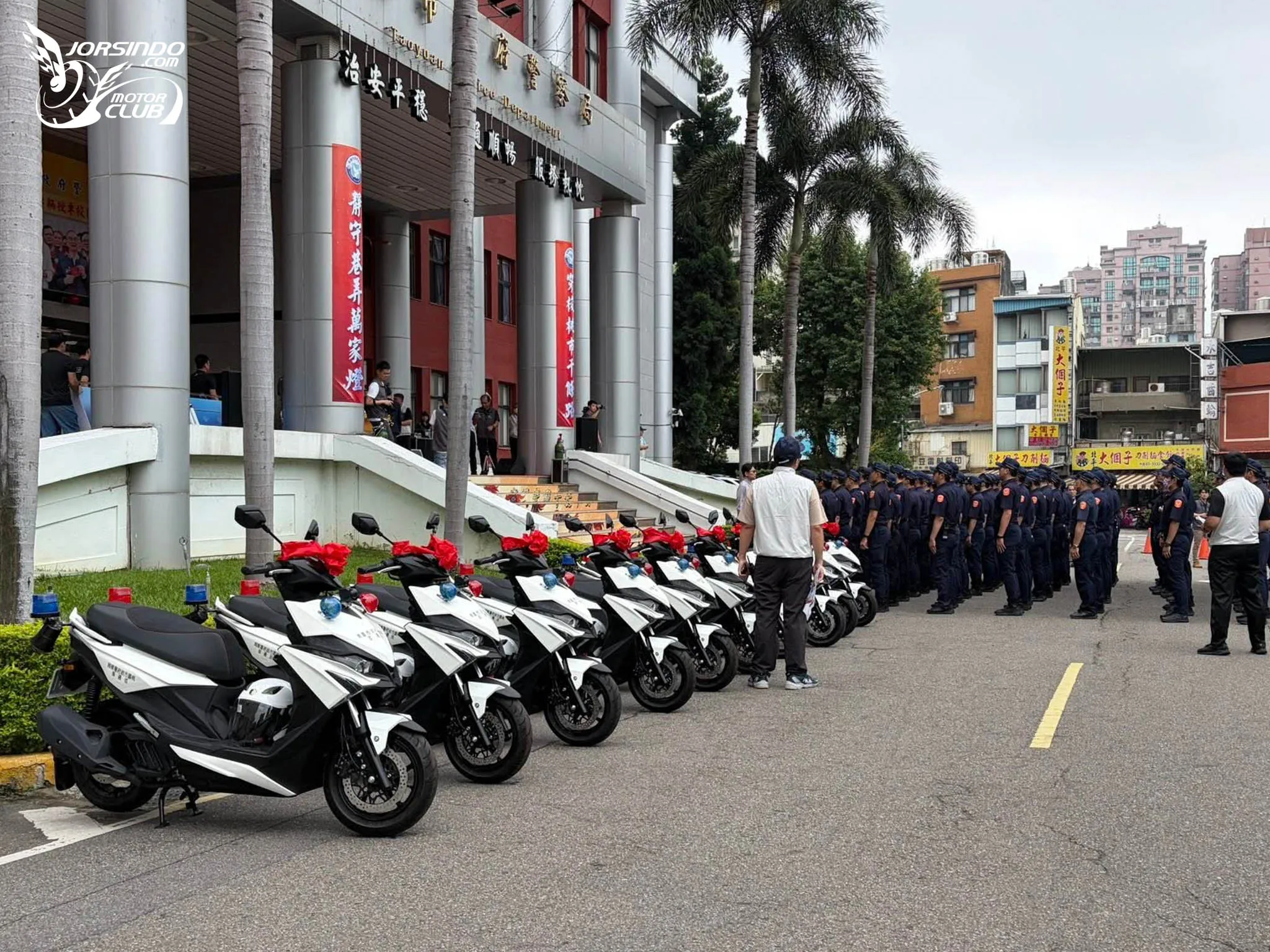 光陽 RTS R 警用巡邏車現身桃園！爆改電動車難逃法網1772|小老婆汽機車資訊網