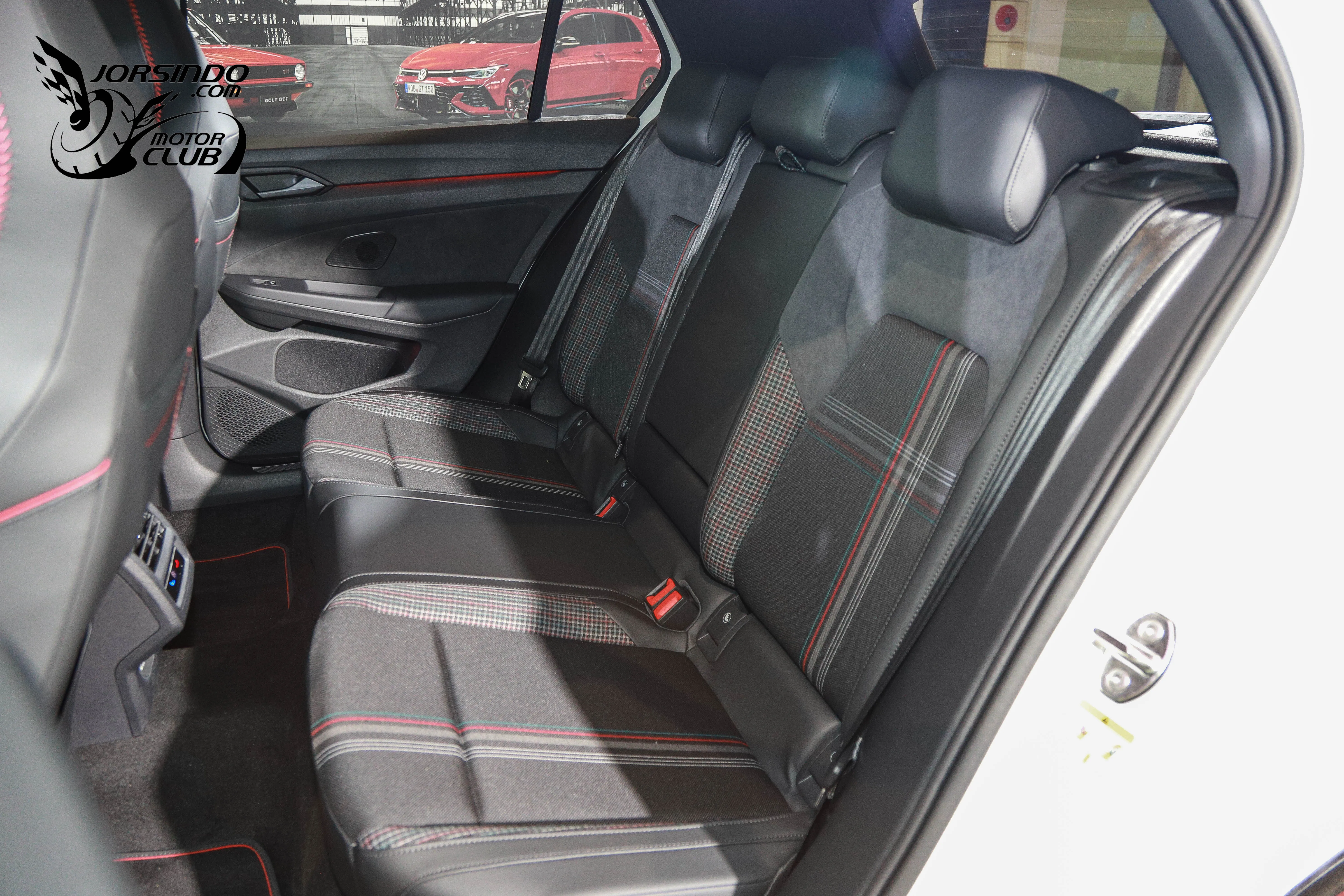 325PS出力，史上最強！VW Golf GTI Edition 50台幣194.8萬國內發表9459|小老婆汽機車資訊網