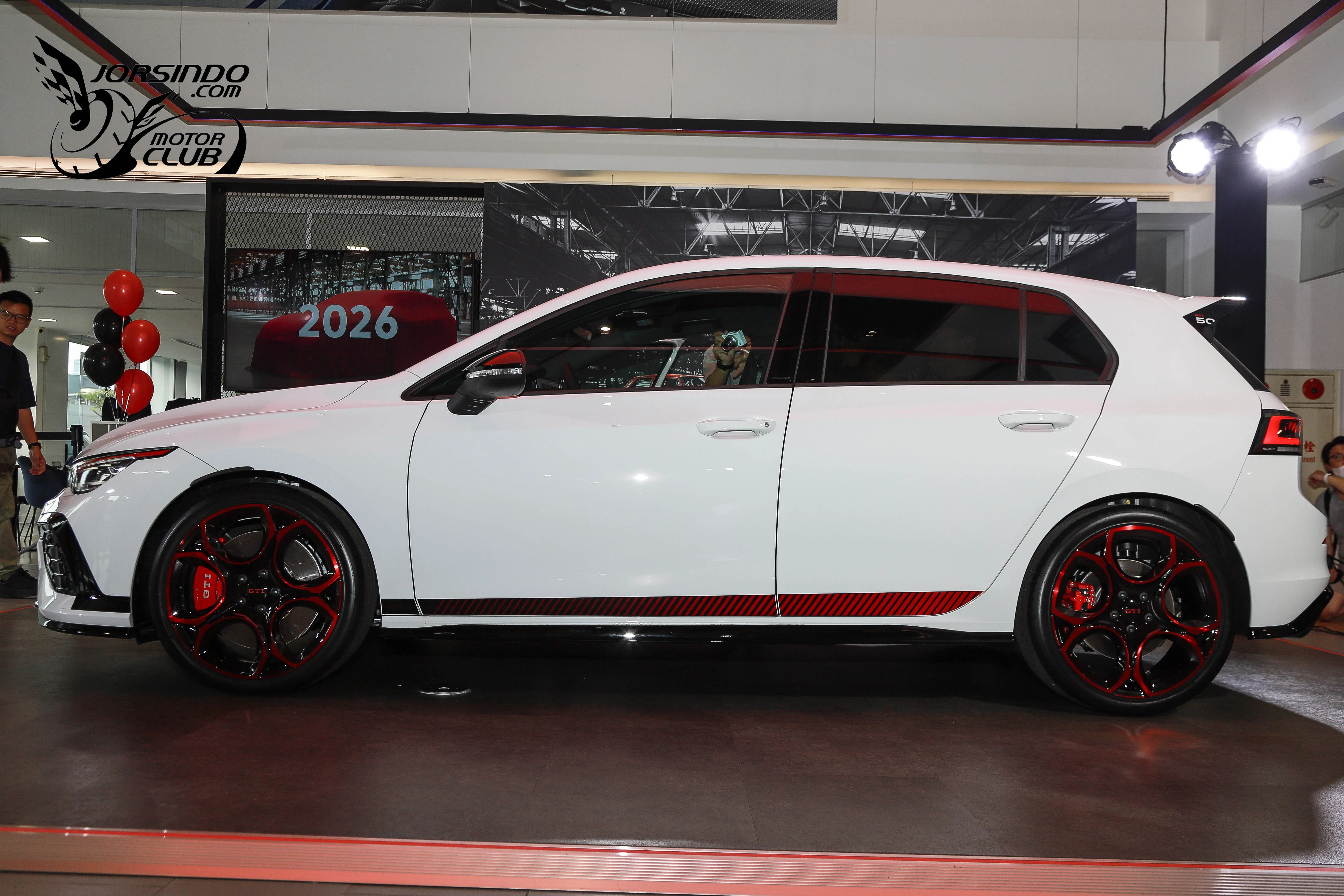 325PS出力，史上最強！VW Golf GTI Edition 50台幣194.8萬國內發表1459|小老婆汽機車資訊網