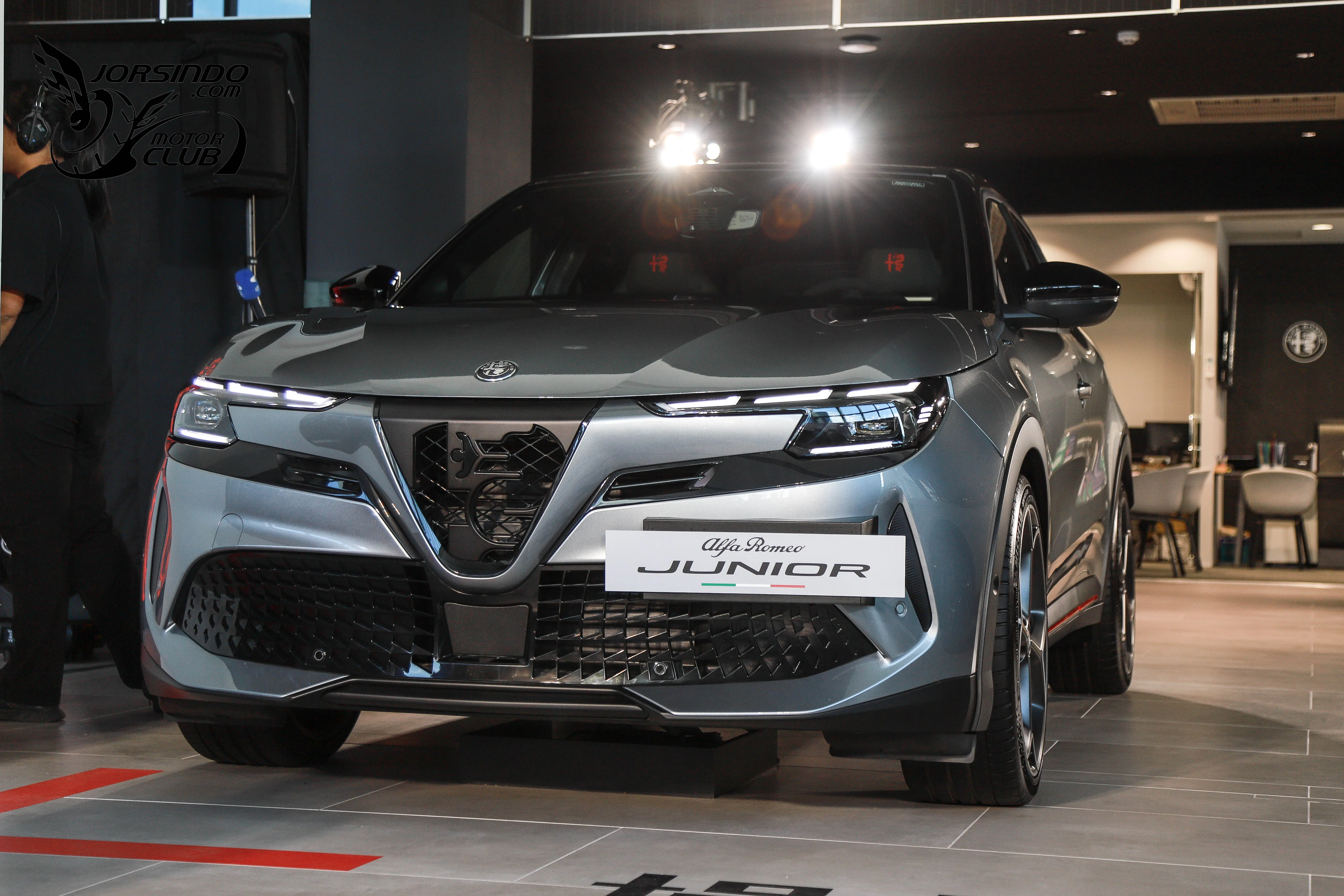 操控靈活快意的跨界毒蛇！Alfa Romeo Junior Ibrida試駕9176|小老婆汽機車資訊網