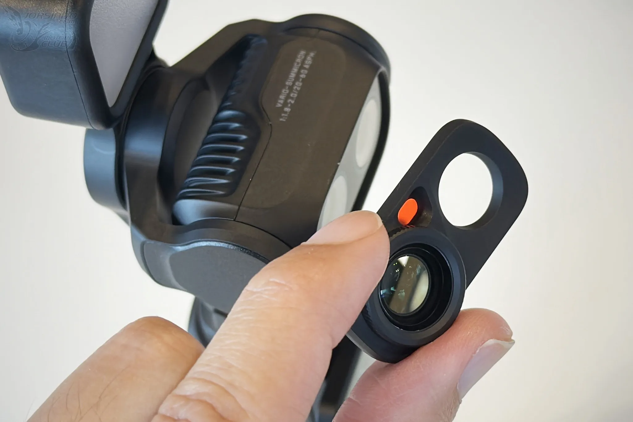 Insta360 Luna Ultra 台灣快速預覽：徠卡旗艦雲台相機，六月中開賣!155|Insta360 Luna Ultra,Insta360,Insta360 Luna,雲台相機,運動相機小老婆汽機車資訊網