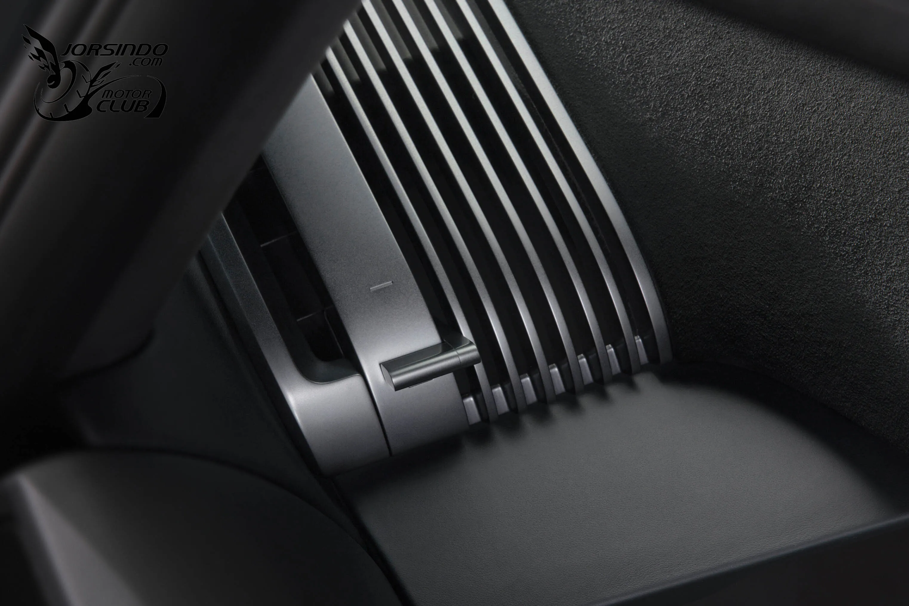 1,001PS、限量499台！Audi新世代油電超跑Nuvolari正式亮相1294|小老婆汽機車資訊網