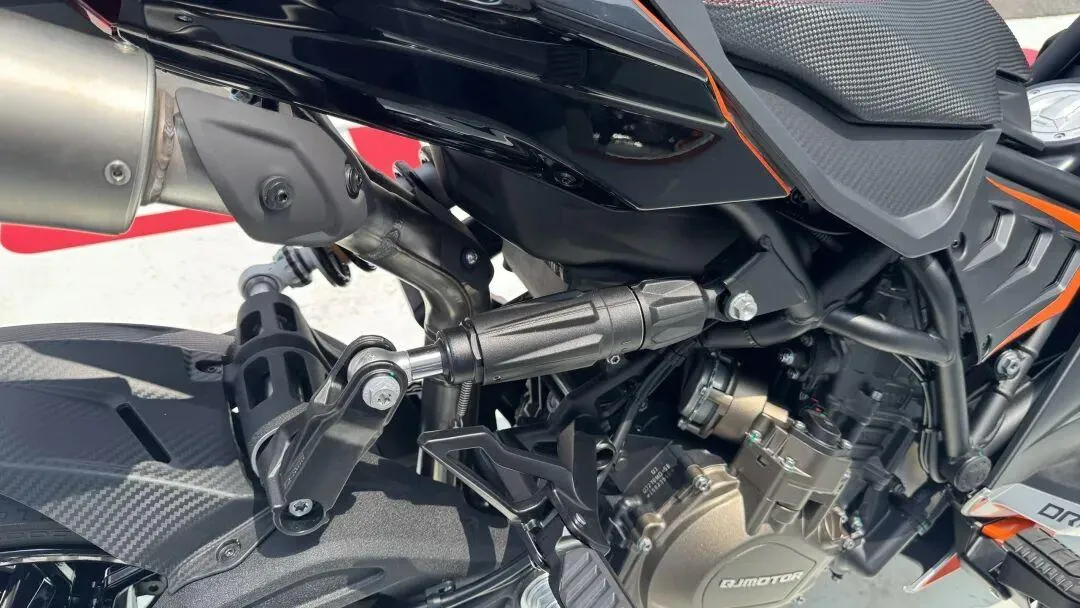 [试驾体验] Dragster 459 Twin到底贵在哪？43,999元究竟值不值？1142|小老婆汽機車資訊網