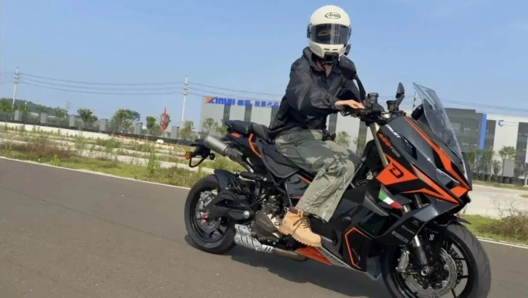 [试驾体验] Dragster 459 Twin到底贵在哪？43,999元究竟值不值？3344|小老婆汽機車資訊網