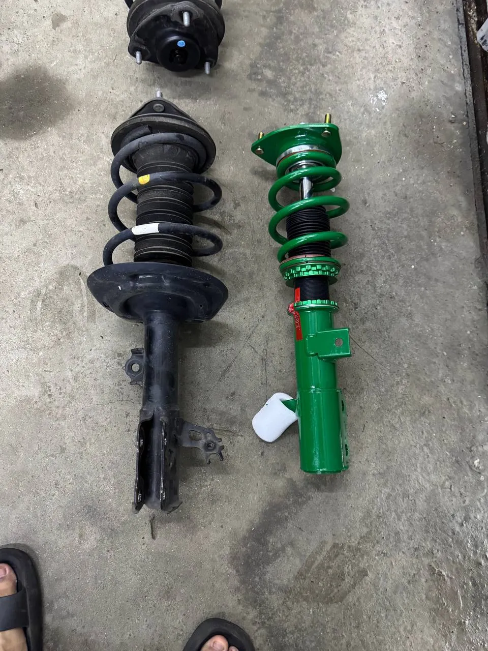 9Th Camry 2.5 HEV 懸吊升級：TEIN FLEX Z + EDFC5 有感初體驗7133|小老婆汽機車資訊網