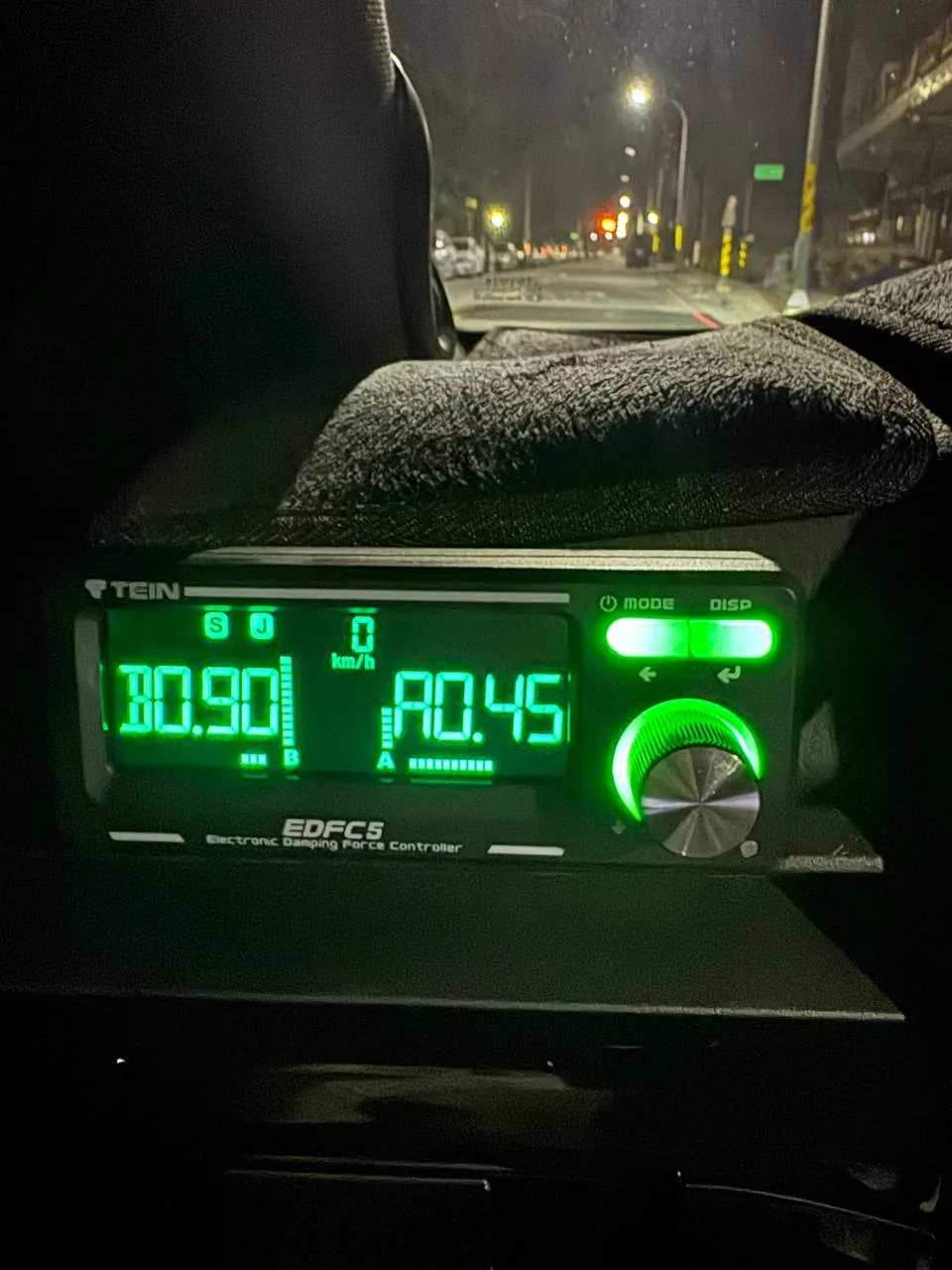 9Th Camry 2.5 HEV 懸吊升級：TEIN FLEX Z + EDFC5 有感初體驗5236|小老婆汽機車資訊網