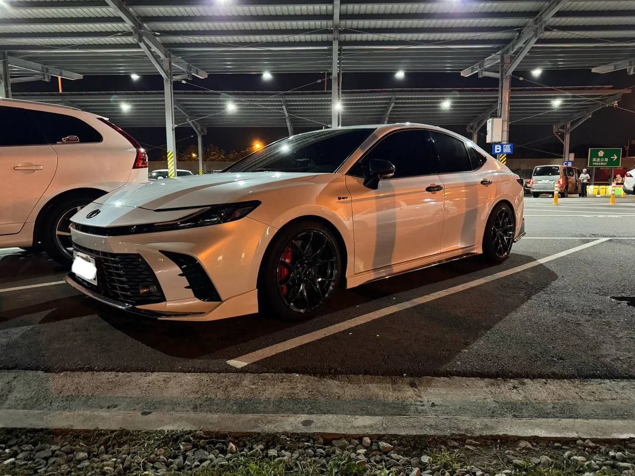 9Th Camry 2.5 HEV 懸吊升級：TEIN FLEX Z + EDFC5 有感初體驗3898|小老婆汽機車資訊網