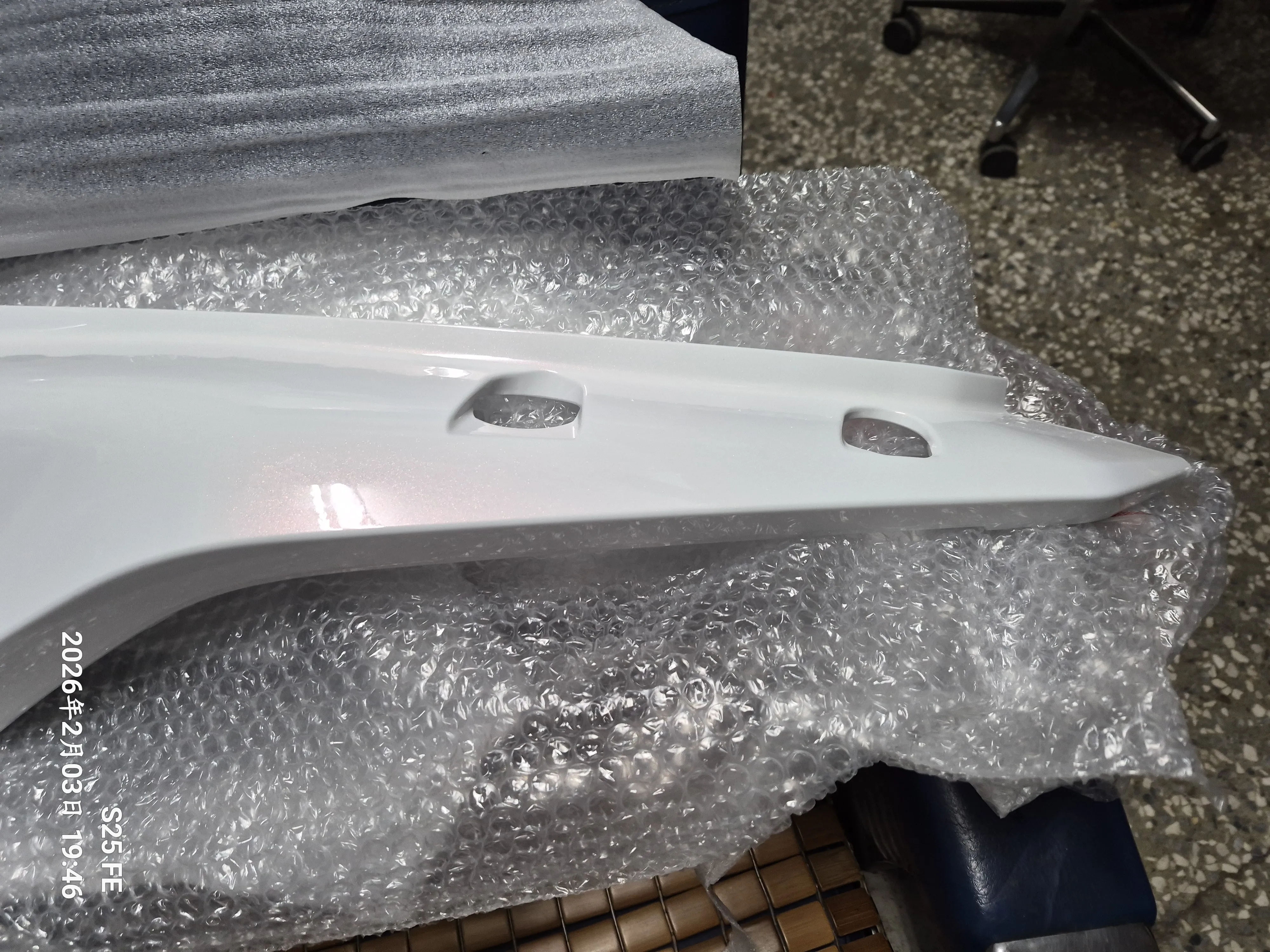 T-358-A8消光白重烤亮面白車殼237|小老婆汽機車資訊網