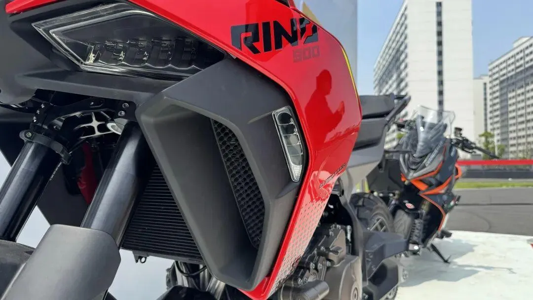[大陆车讯]“犀牛” RINO 900 实车解读，QJMOTOR要是宠车友那就给个...6639|小老婆汽機車資訊網