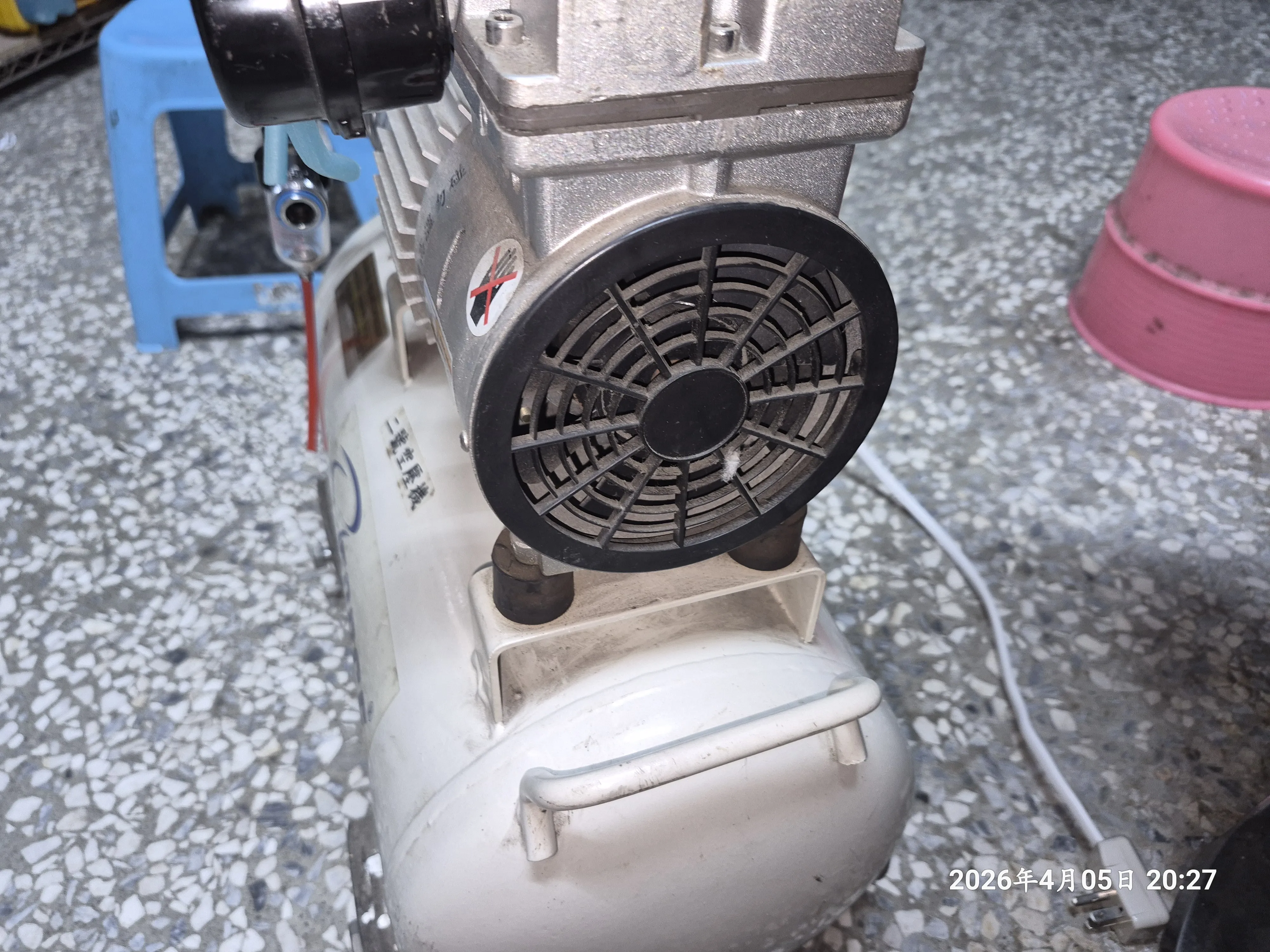 T-410-A1-JW-2525N無油式空壓機遲來的開箱2.5HP1822|小老婆汽機車資訊網