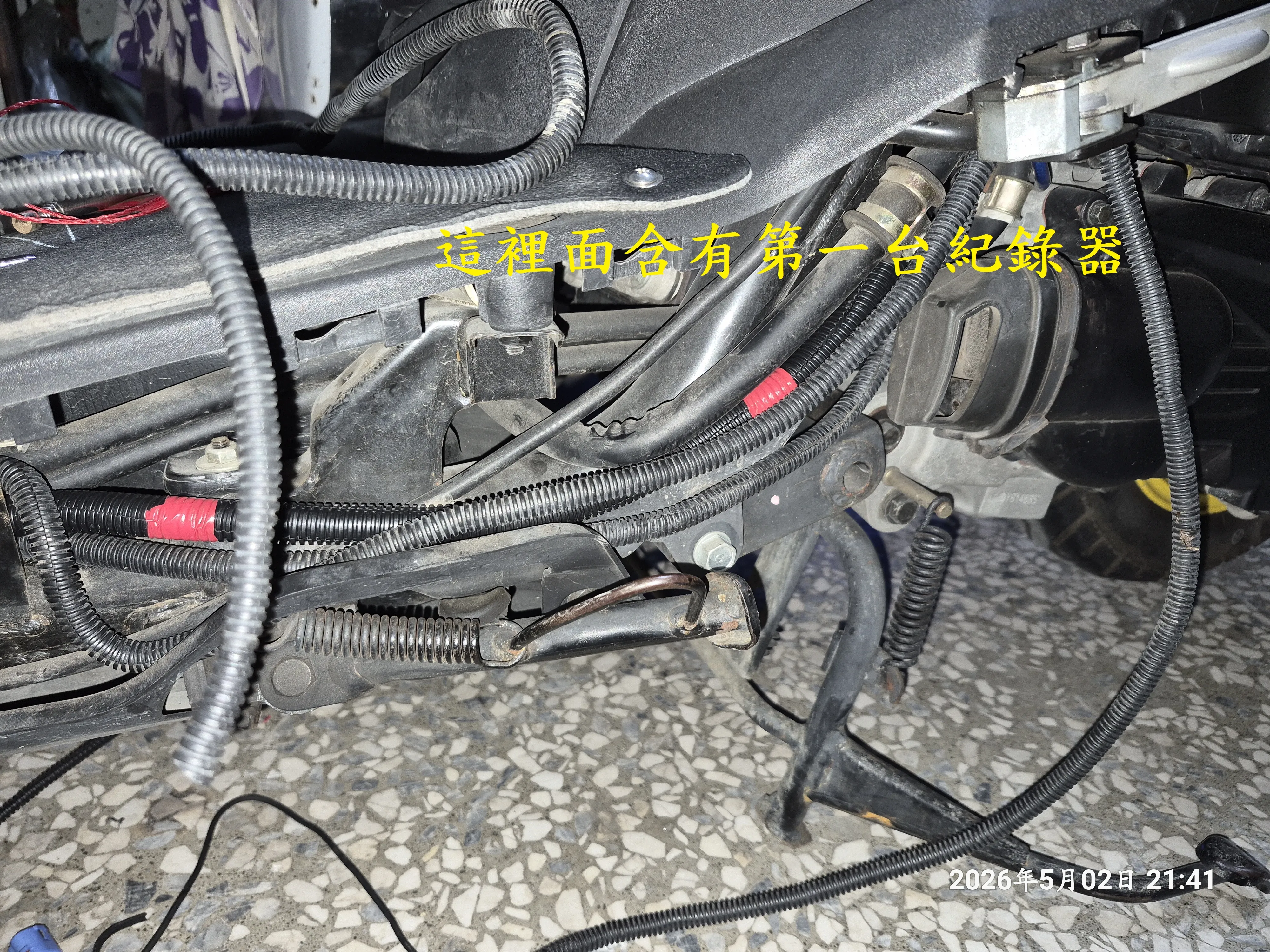 T-412-A3_Z1 attila安裝隱藏式MX200記錄器3736|小老婆汽機車資訊網