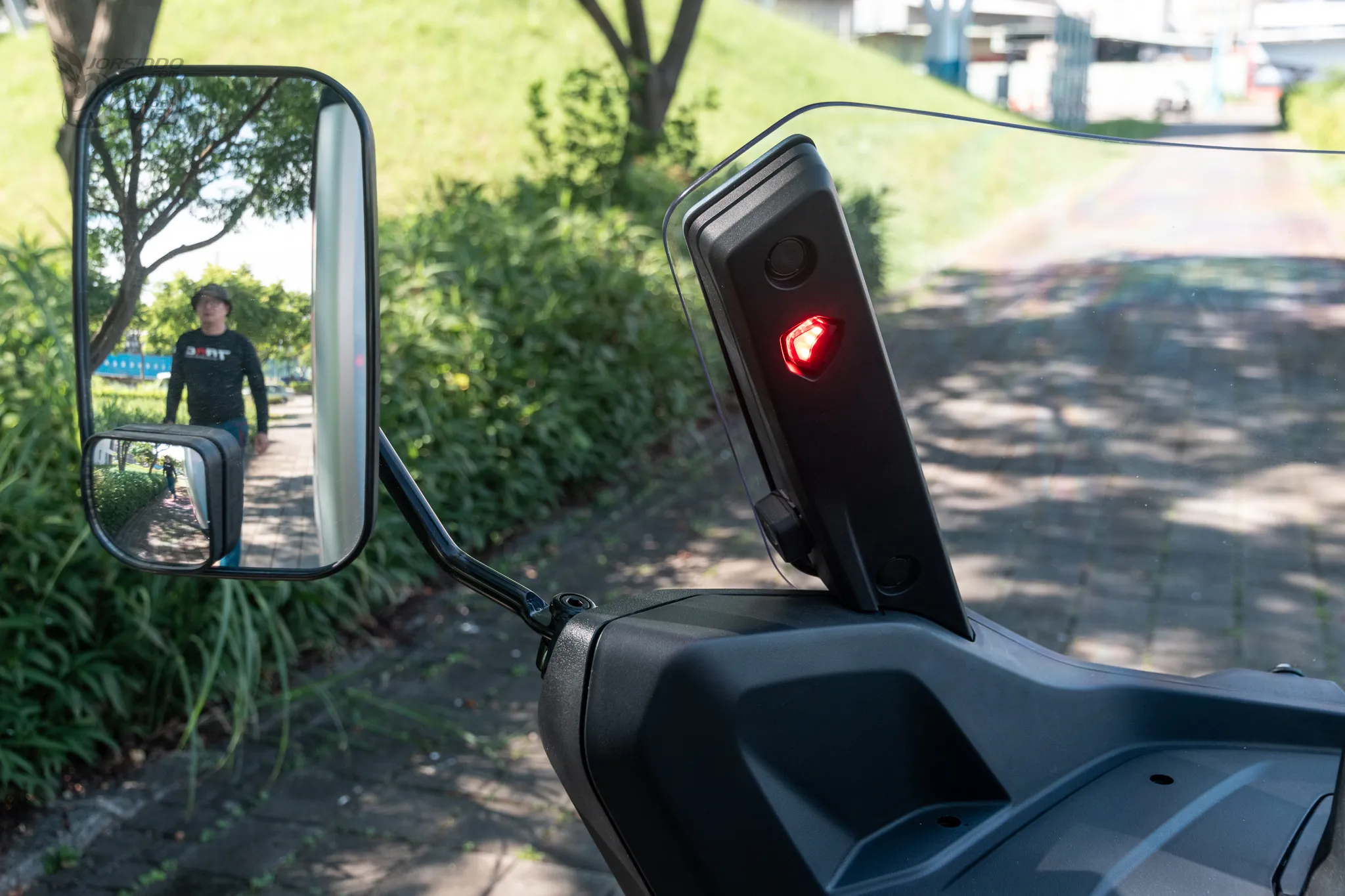 蓋亞 Rapide3 電動三輪車 載重 200kg 還能鑽巷弄的白牌速克達7710|小老婆汽機車資訊網
