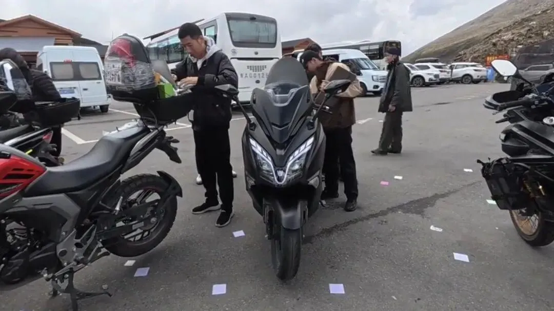 [大陆车讯]豪爵TVL350高原测试，网友：外观设计简直一言难尽4974|小老婆汽機車資訊網
