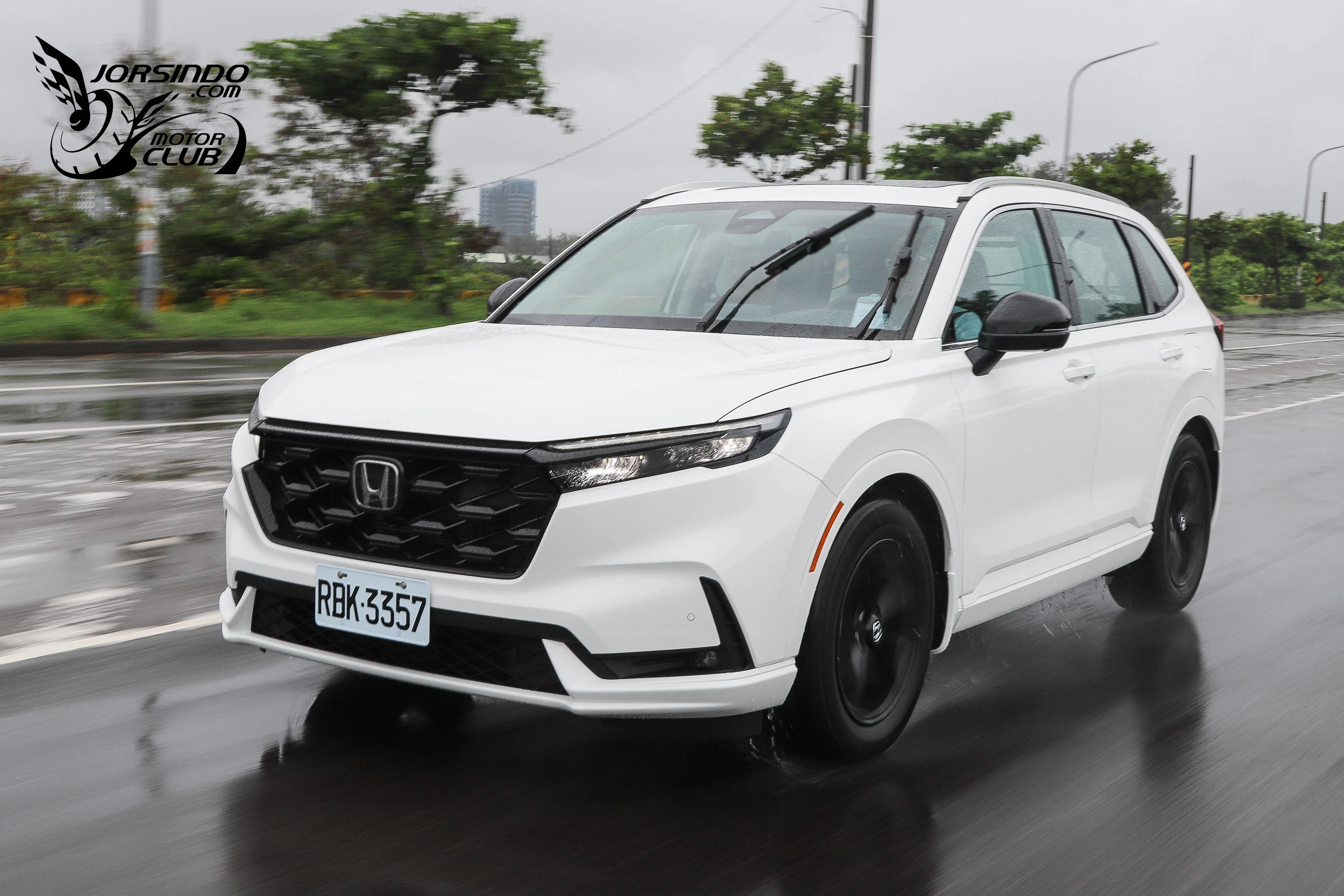 輕快好開，行路質感大提升！Honda小改款CR-V e:HEV Prestige試駕