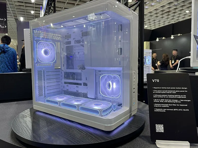 【COMPUTEX 2026】鋼鐵狂熱與靜謐之詩，SAMA 攜手全新子品牌 Amiiba2730|小老婆汽機車資訊網