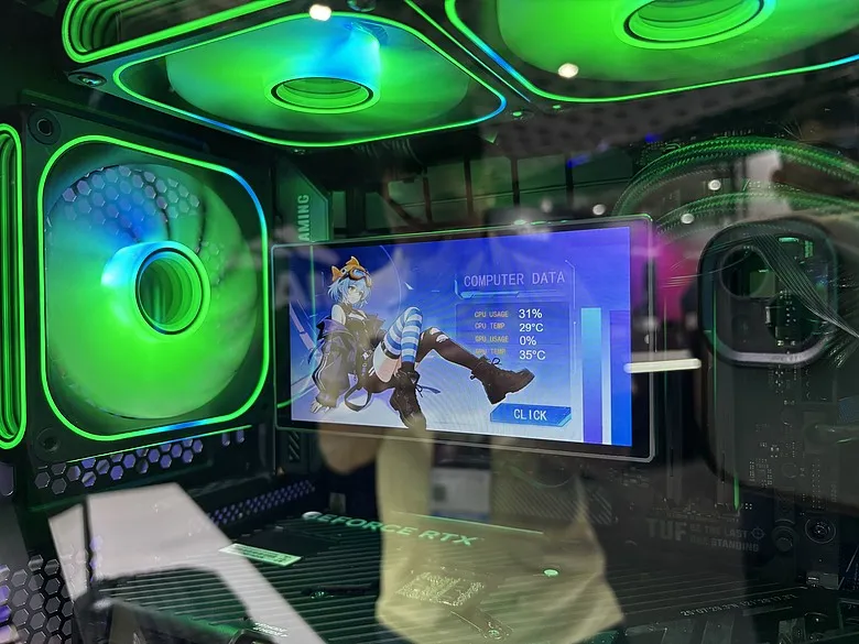 【COMPUTEX 2026】鋼鐵狂熱與靜謐之詩，SAMA 攜手全新子品牌 Amiiba5352|小老婆汽機車資訊網