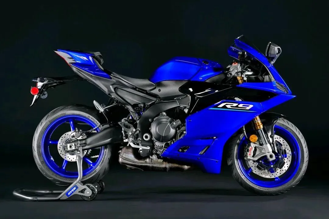 [大陆车讯]139,800元起！YAMAHA R9正式引入国内，零头快赶上张雪820RR1724|小老婆汽機車資訊網