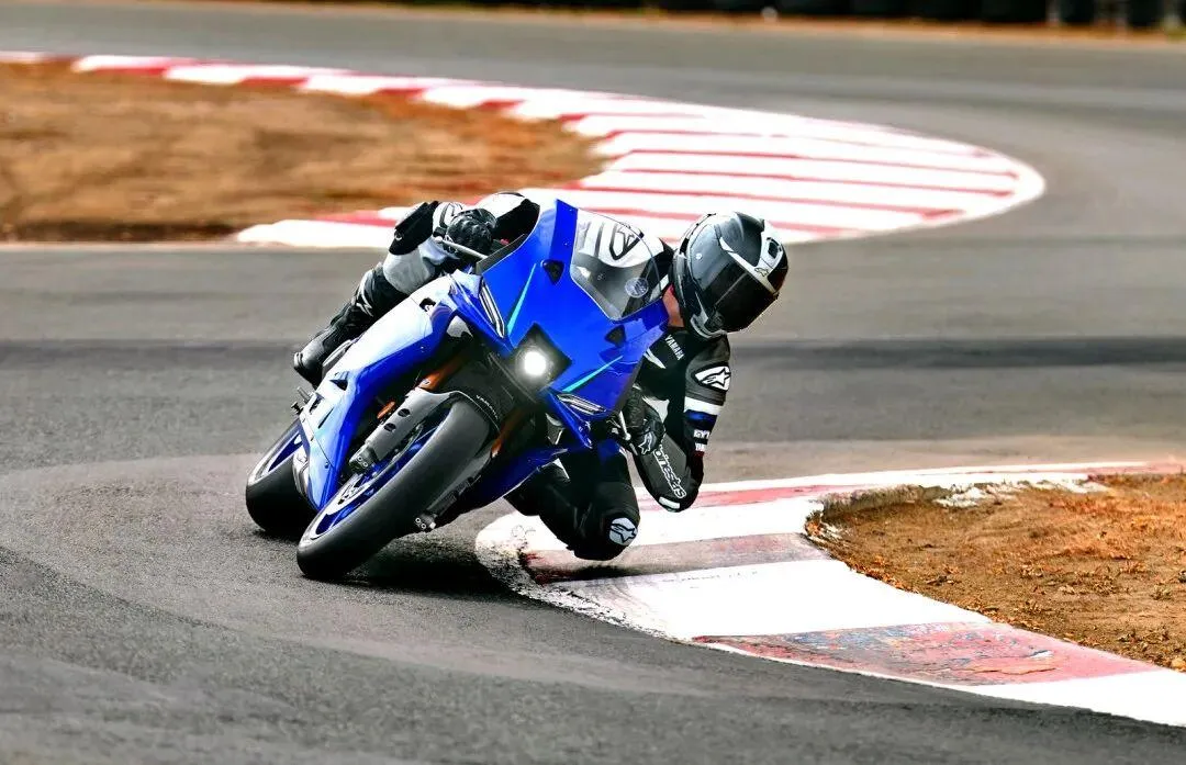 [大陆车讯]139,800元起！YAMAHA R9正式引入国内，零头快赶上张雪820RR402|小老婆汽機車資訊網