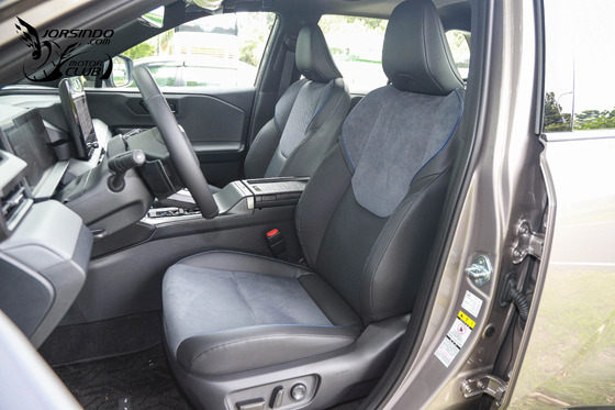 封面"329PS輸出、135km純電續航力！Toyota