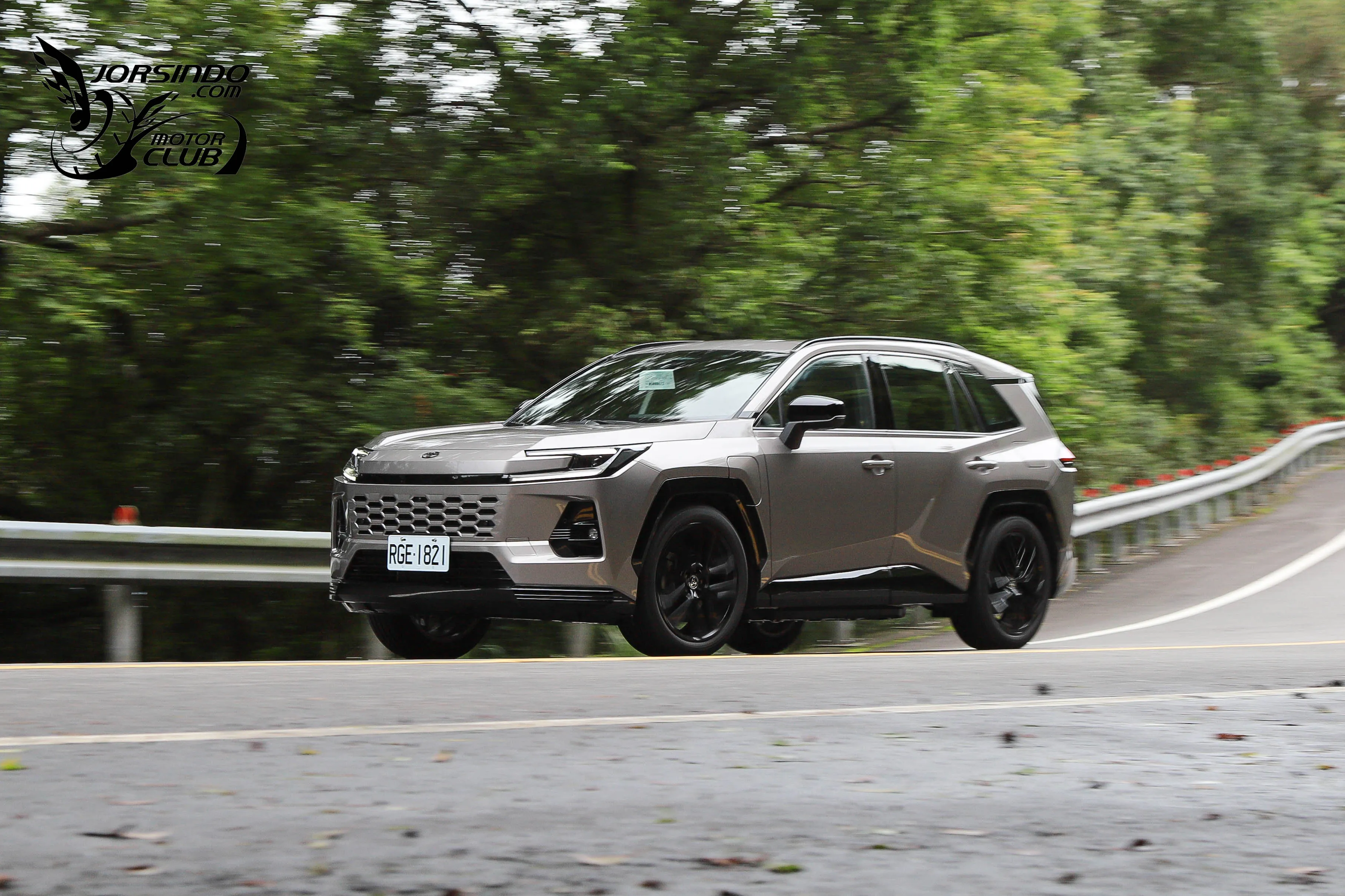 節能、動力我全都要！Toyota RAV4 PHEV試駕報告6416|小老婆汽機車資訊網