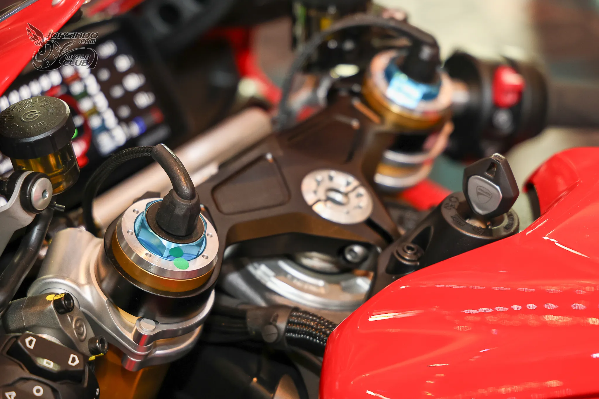 新世代 Panigale V4 S / Streetfigher V4 S 雙生車款在台上市5303|小老婆汽機車資訊網