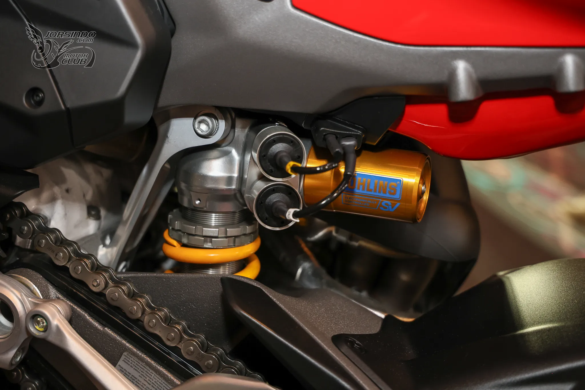 新世代 Panigale V4 S / Streetfigher V4 S 雙生車款在台上市4898|小老婆汽機車資訊網