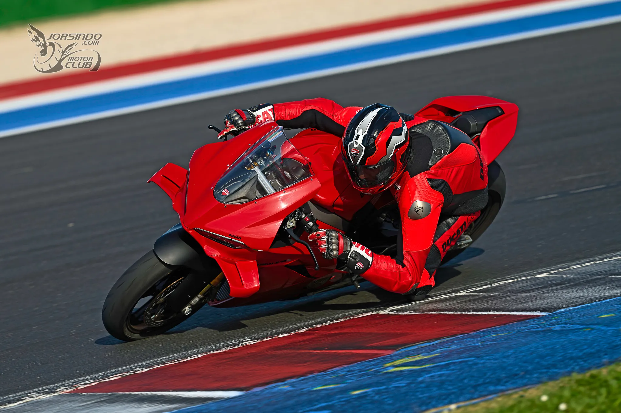 新世代 Panigale V4 S / Streetfigher V4 S 雙生車款在台上市8531|小老婆汽機車資訊網