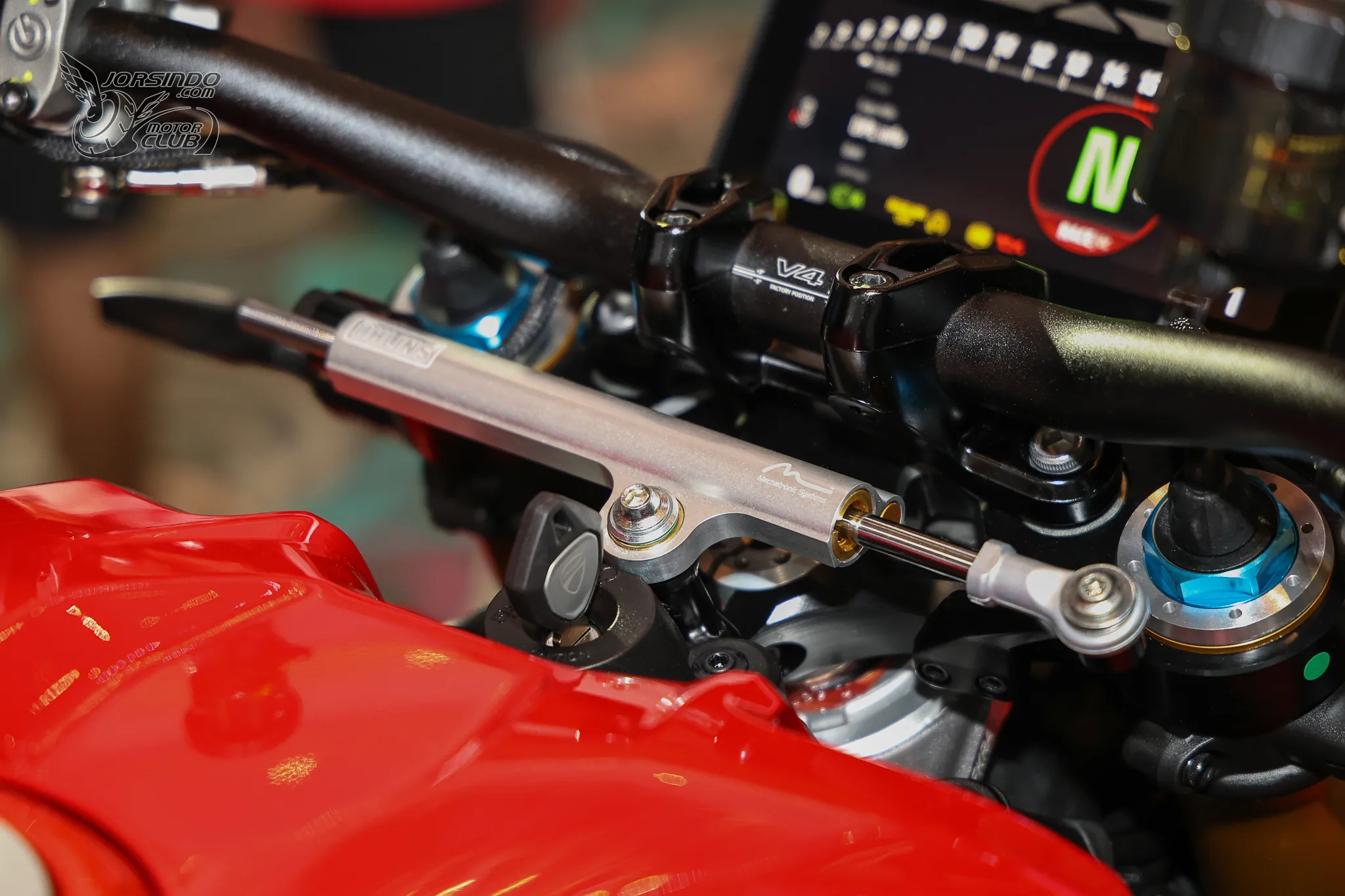 新世代 Panigale V4 S / Streetfigher V4 S 雙生車款在台上市9858|小老婆汽機車資訊網