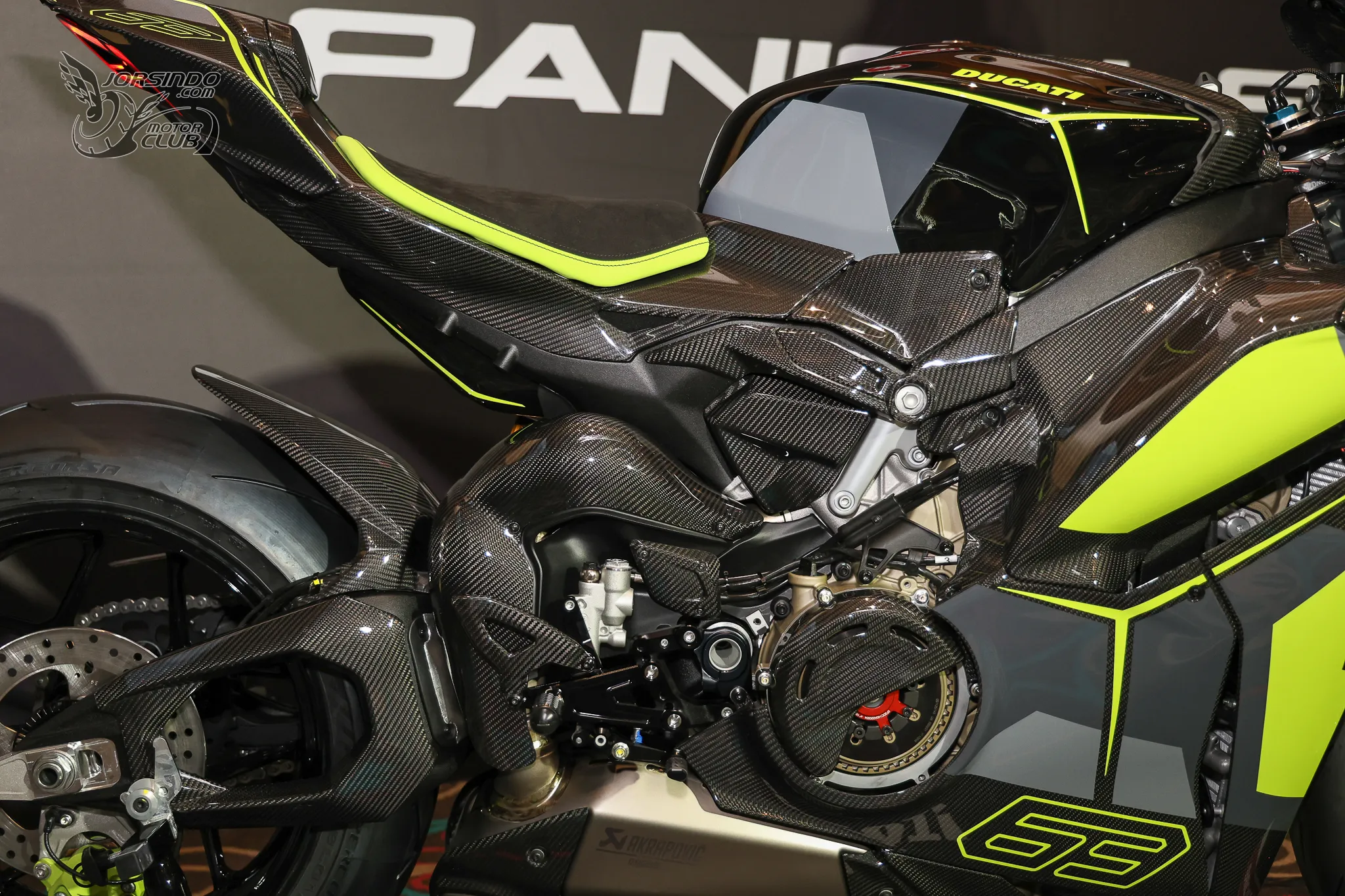 新世代 Panigale V4 S / Streetfigher V4 S 雙生車款在台上市6055|小老婆汽機車資訊網