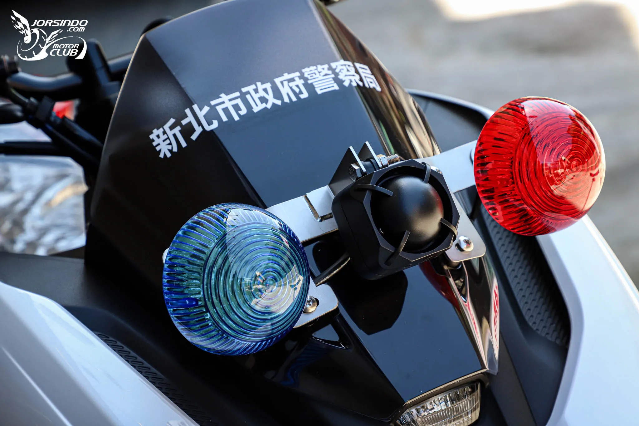 警用機車開箱！YAMAHA FORCE 2.0 最堅實的人民保姆後盾997|小老婆汽機車資訊網