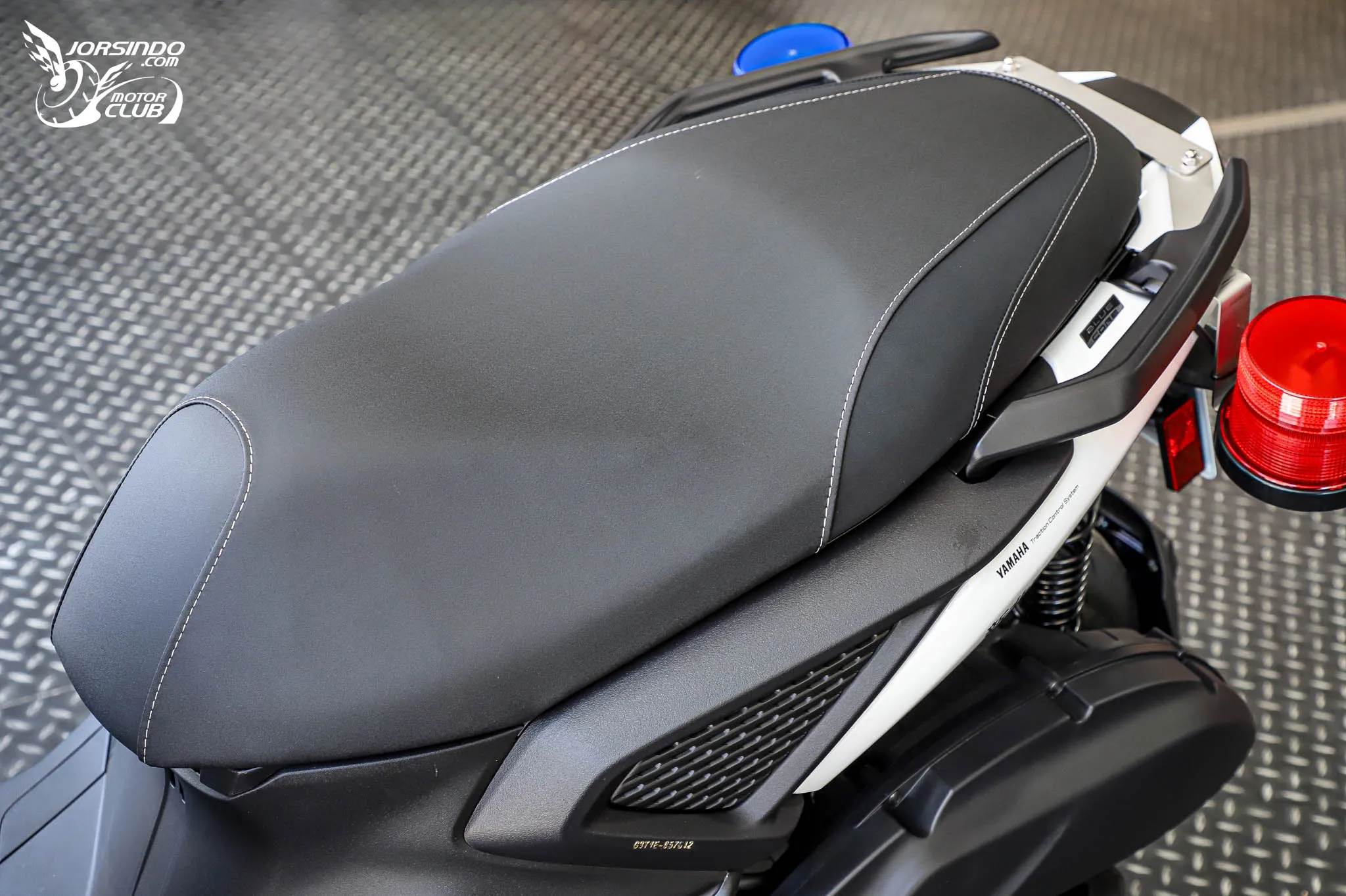 警用機車開箱！YAMAHA FORCE 2.0 最堅實的人民保姆後盾528|小老婆汽機車資訊網
