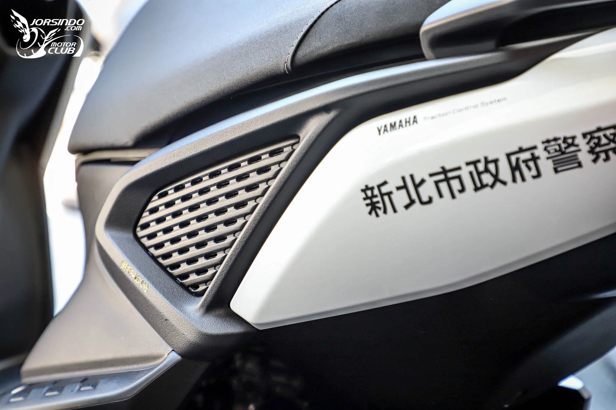 警用機車開箱！YAMAHA FORCE 2.0 最堅實的人民保姆後盾328|小老婆汽機車資訊網