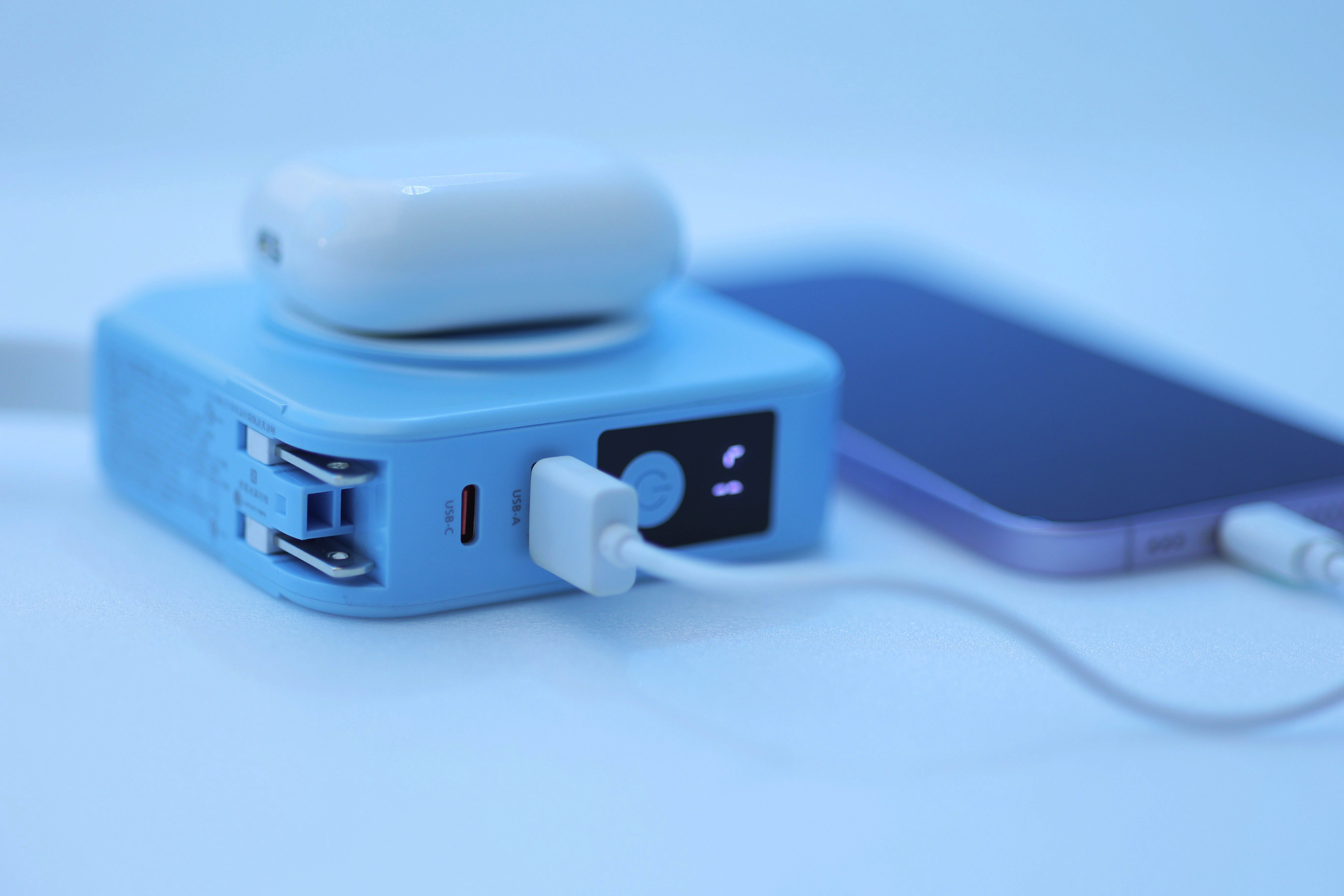 [新聞稿] 最高折1,800！PHILIPS GoodCube 半固態行動電源上市4924|小老婆汽機車資訊網