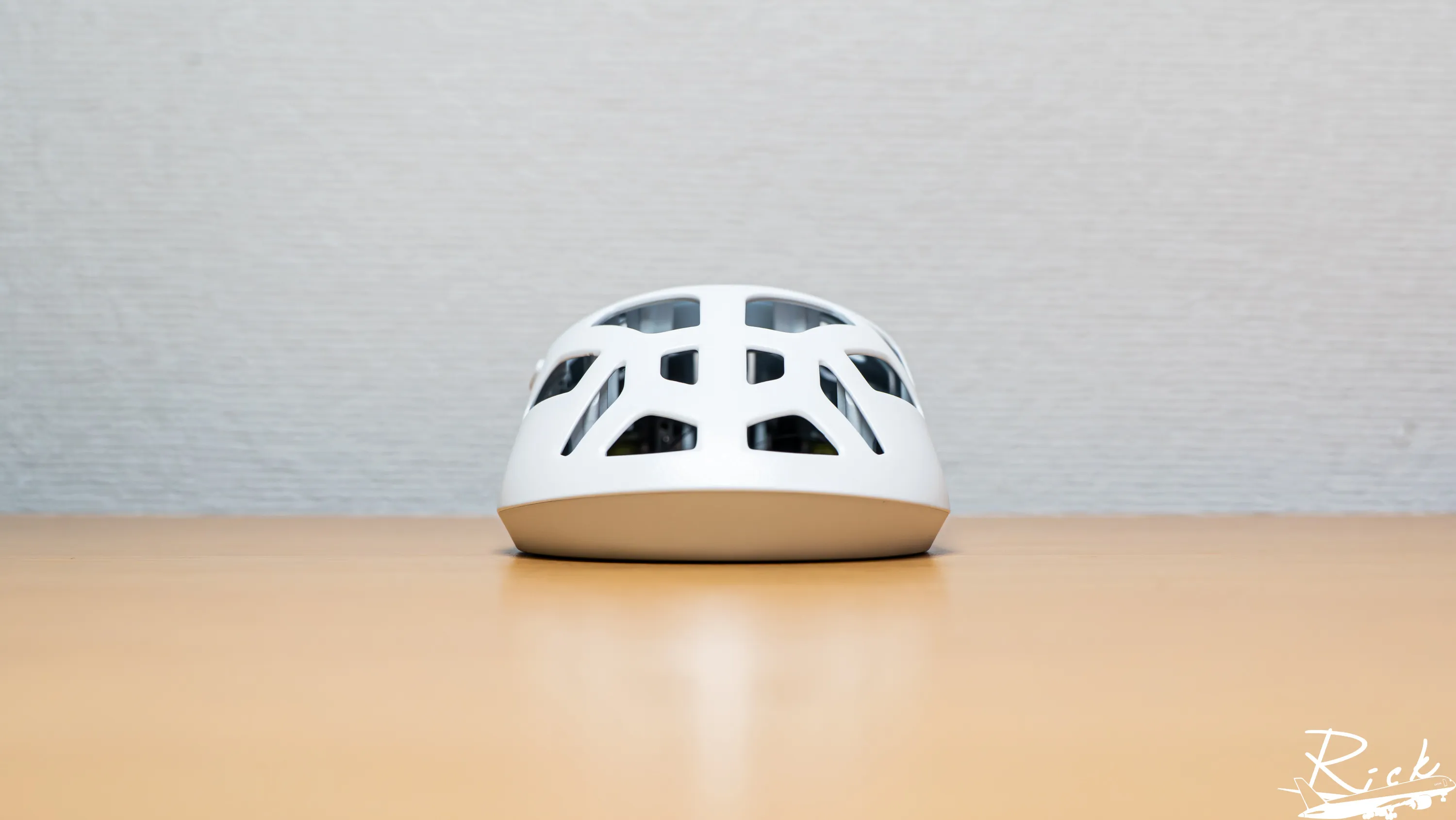 【開箱】CORSAIR SABRE v2 PRO WIRELESS MG WHITE &amp; MM GLASS LARGE7106|小老婆汽機車資訊網