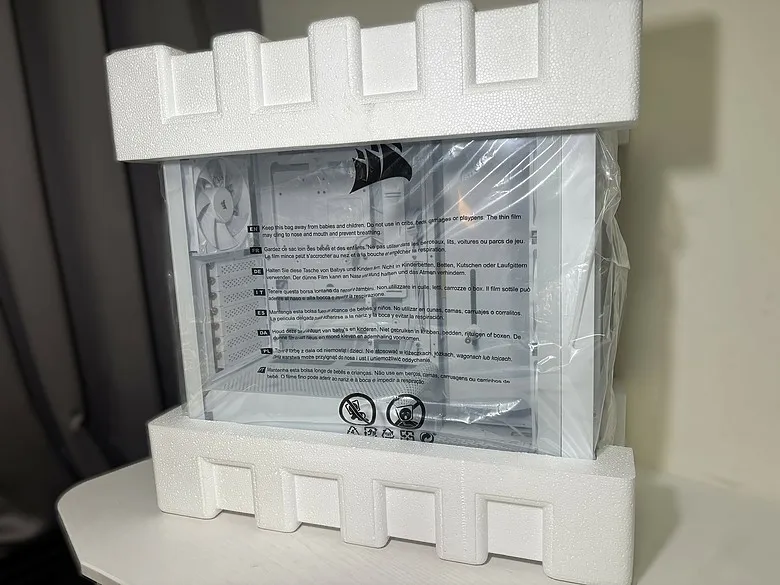 「留白，是為了映照硬體的俐落」CORSAIR 海盜船 FRAME 4000X RS WHITE2359|小老婆汽機車資訊網