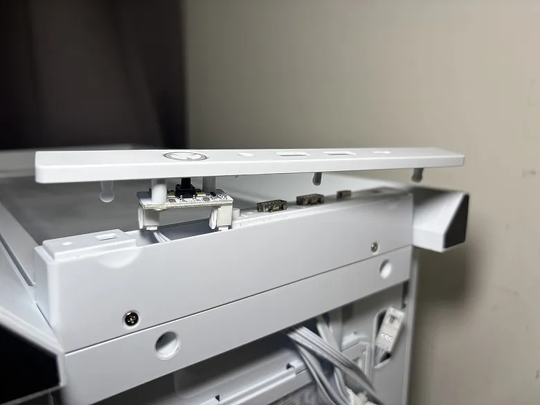 「留白，是為了映照硬體的俐落」CORSAIR 海盜船 FRAME 4000X RS WHITE6308|小老婆汽機車資訊網