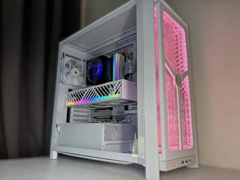 「留白，是為了映照硬體的俐落」CORSAIR 海盜船 FRAME 4000X RS WHITE6920|小老婆汽機車資訊網