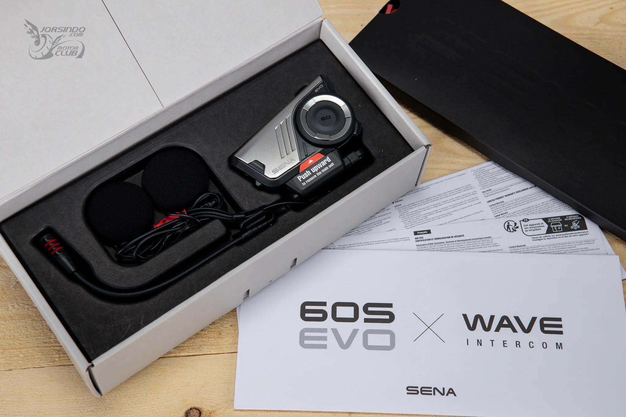 [產品開箱] SENA 60S EVO 調音升級、終身保固的新旗艦通訊耳機8307|小老婆汽機車資訊網