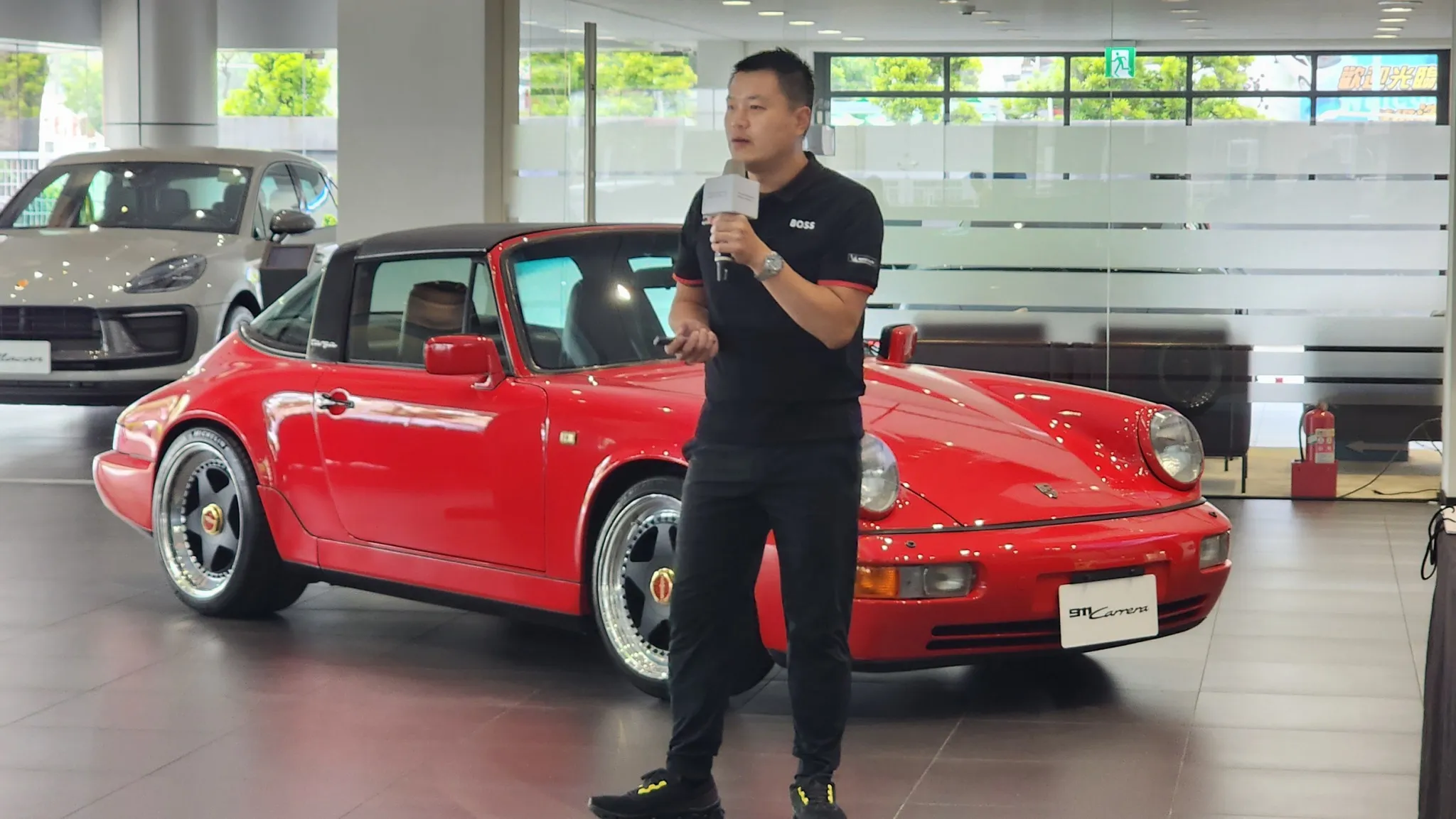 高雄保時捷經典車 X  簇絨地毯手作課程8558|小老婆汽機車資訊網