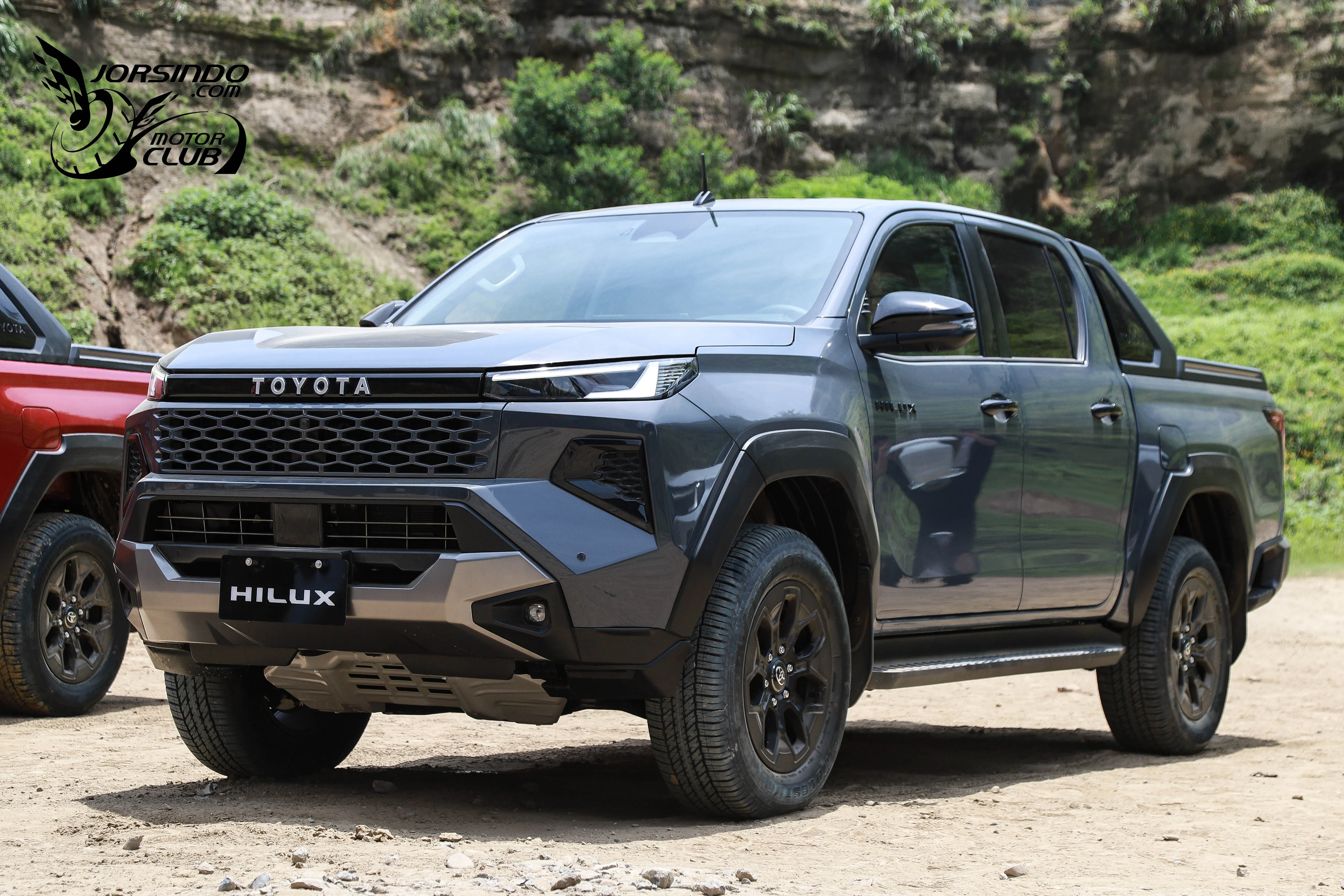 增MTS越野系統、TSS 3.0！Toyota大改款Hilux 161.9萬起國內上市4255|小老婆汽機車資訊網