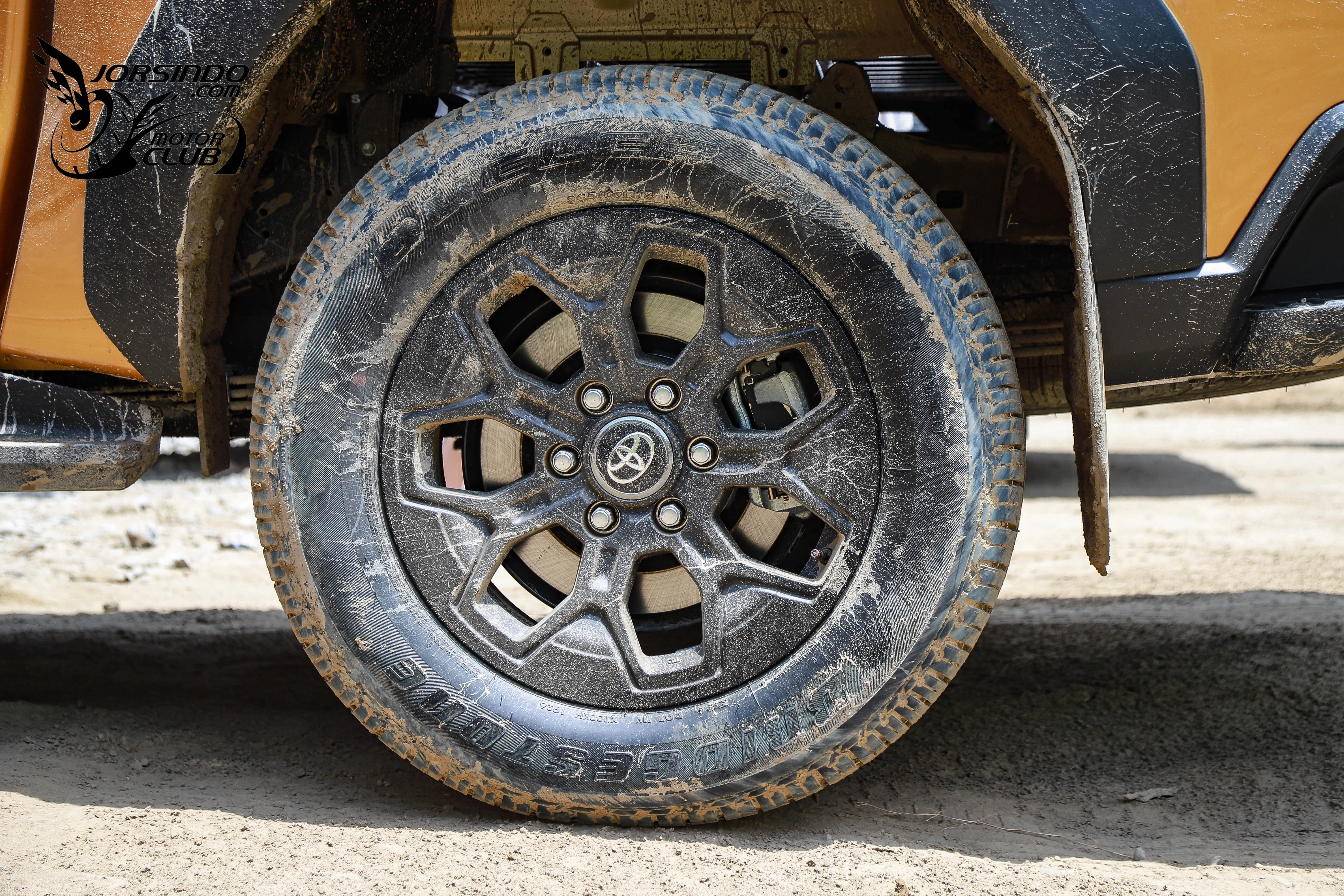 增MTS越野系統、TSS 3.0！Toyota大改款Hilux 161.9萬起國內上市9541|小老婆汽機車資訊網