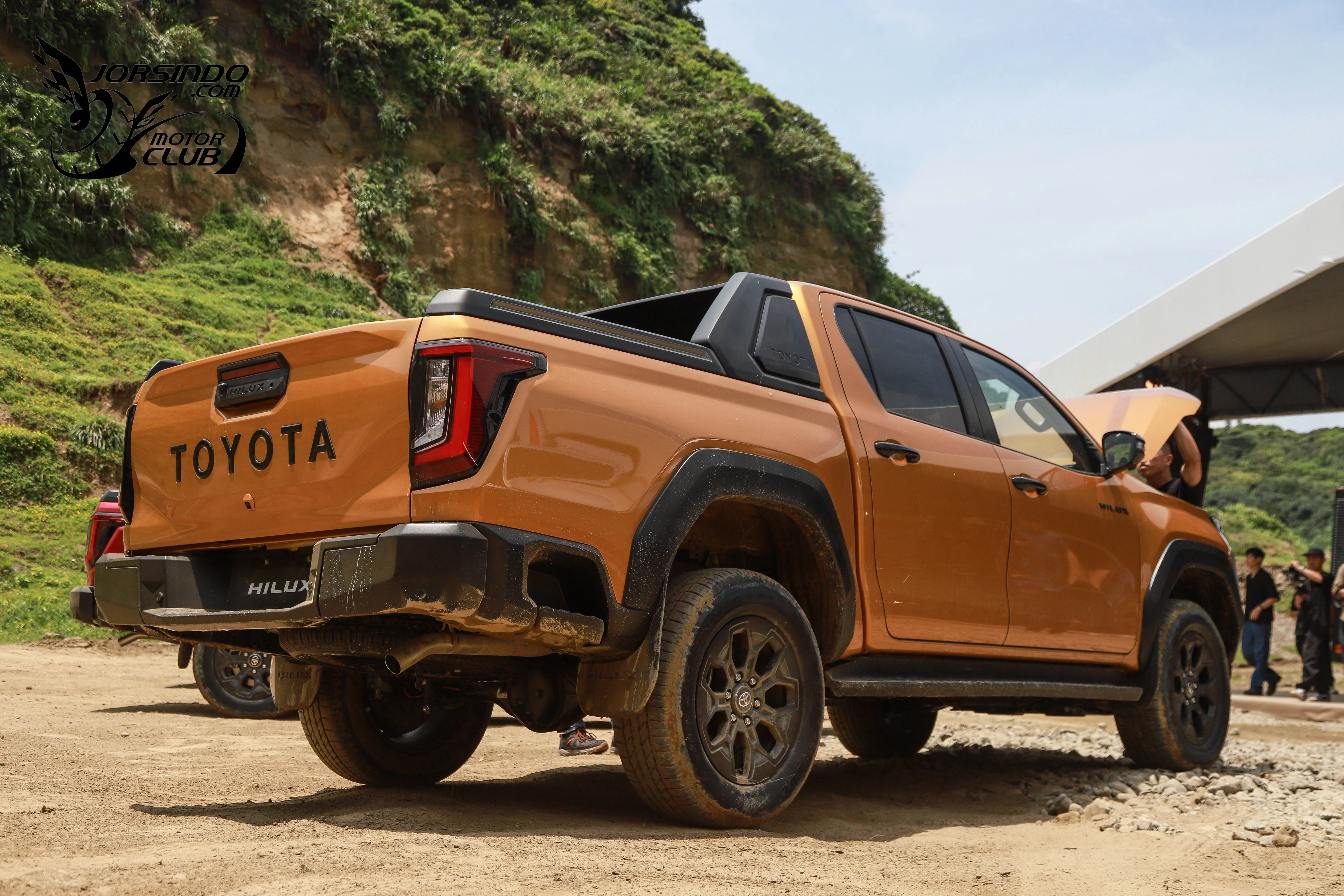 增MTS越野系統、TSS 3.0！Toyota大改款Hilux 161.9萬起國內上市7861|小老婆汽機車資訊網