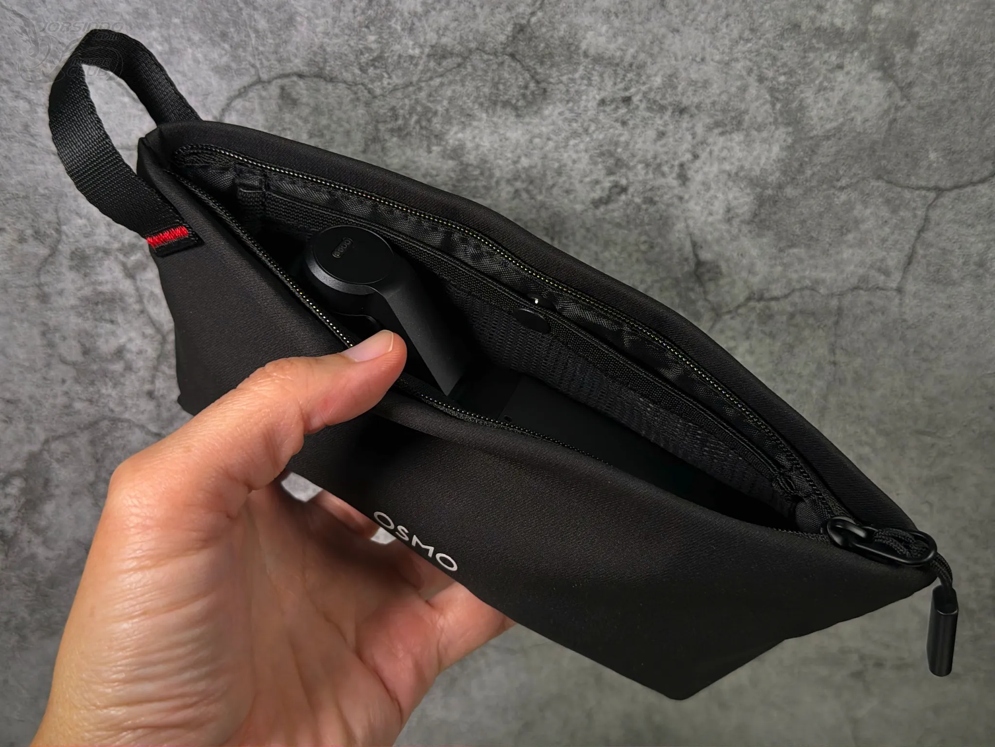 雙鏡頭值得嗎？DJI Osmo Pocket 4P開箱實測心得：口袋雲台相機巔峰之作907|小老婆汽機車資訊網