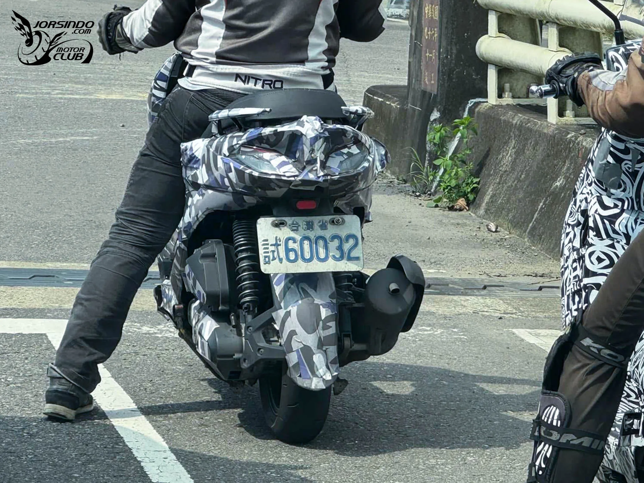 SYM 大改款 JET SL+ 正面曝光！三陽神秘復古大羊測試中？1261|小老婆汽機車資訊網