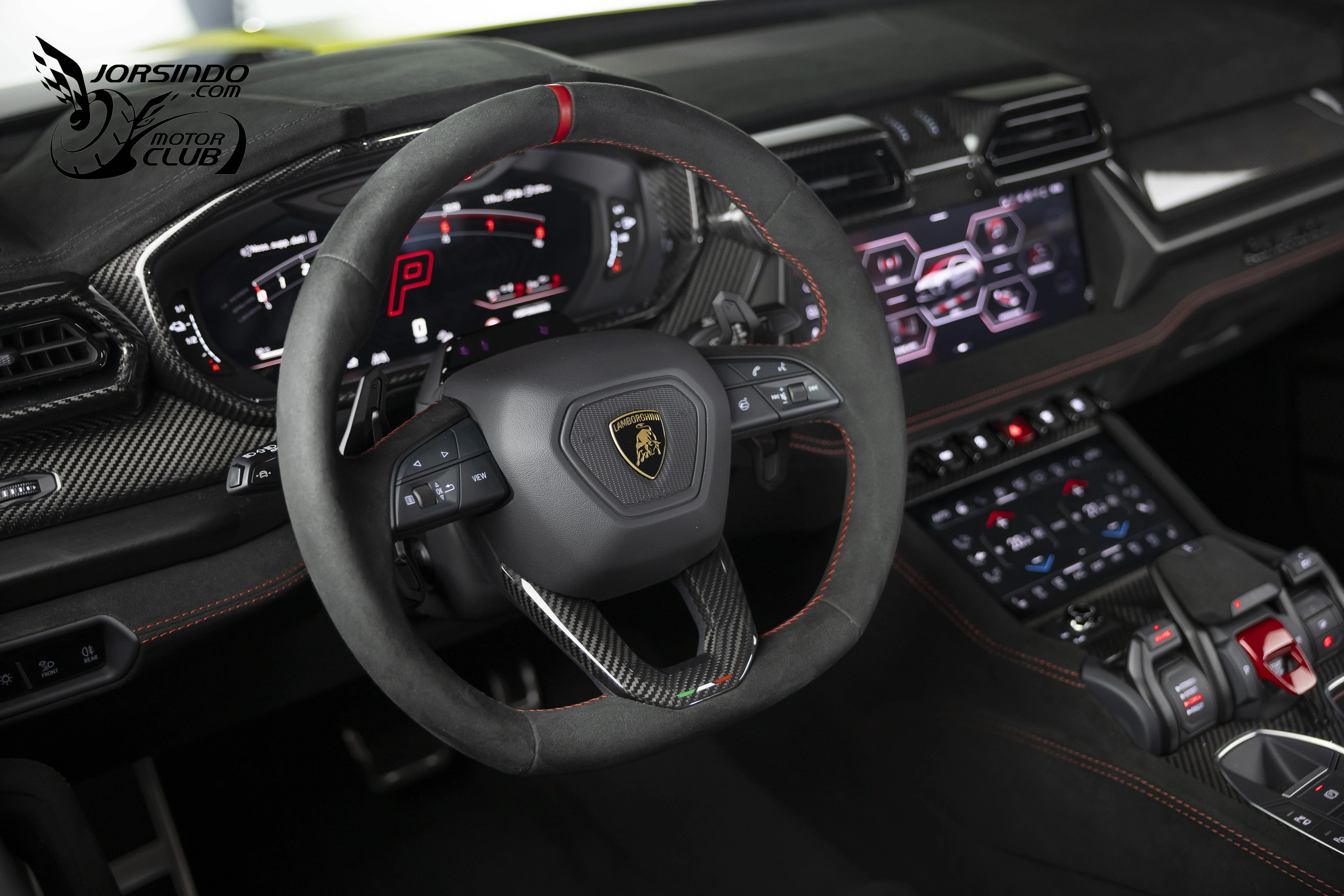 油電休旅狂牛再進化！Lamborghini Urus SE Performante正式發表8995|小老婆汽機車資訊網